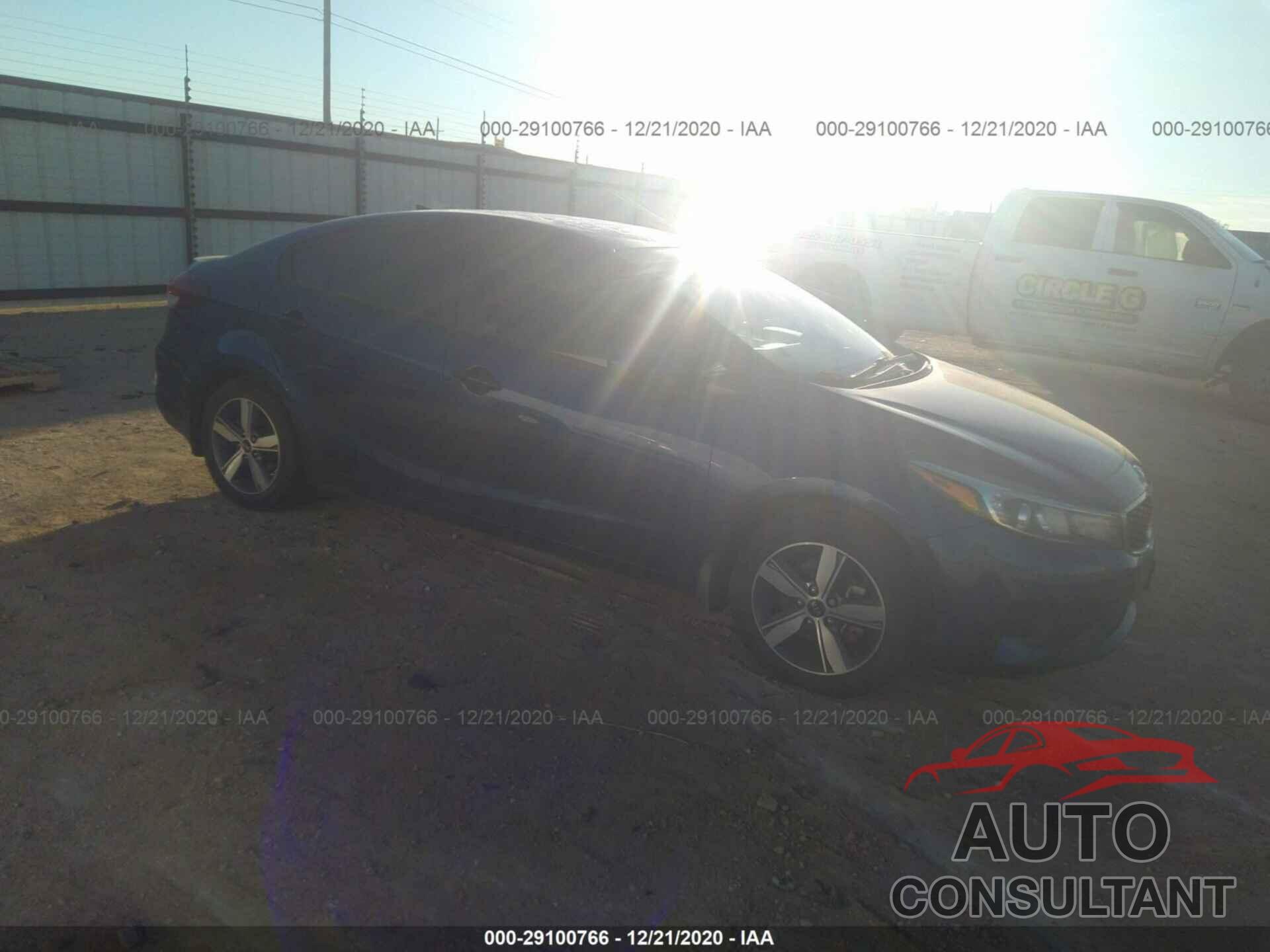 KIA FORTE 2018 - 3KPFL4A74JE188695
