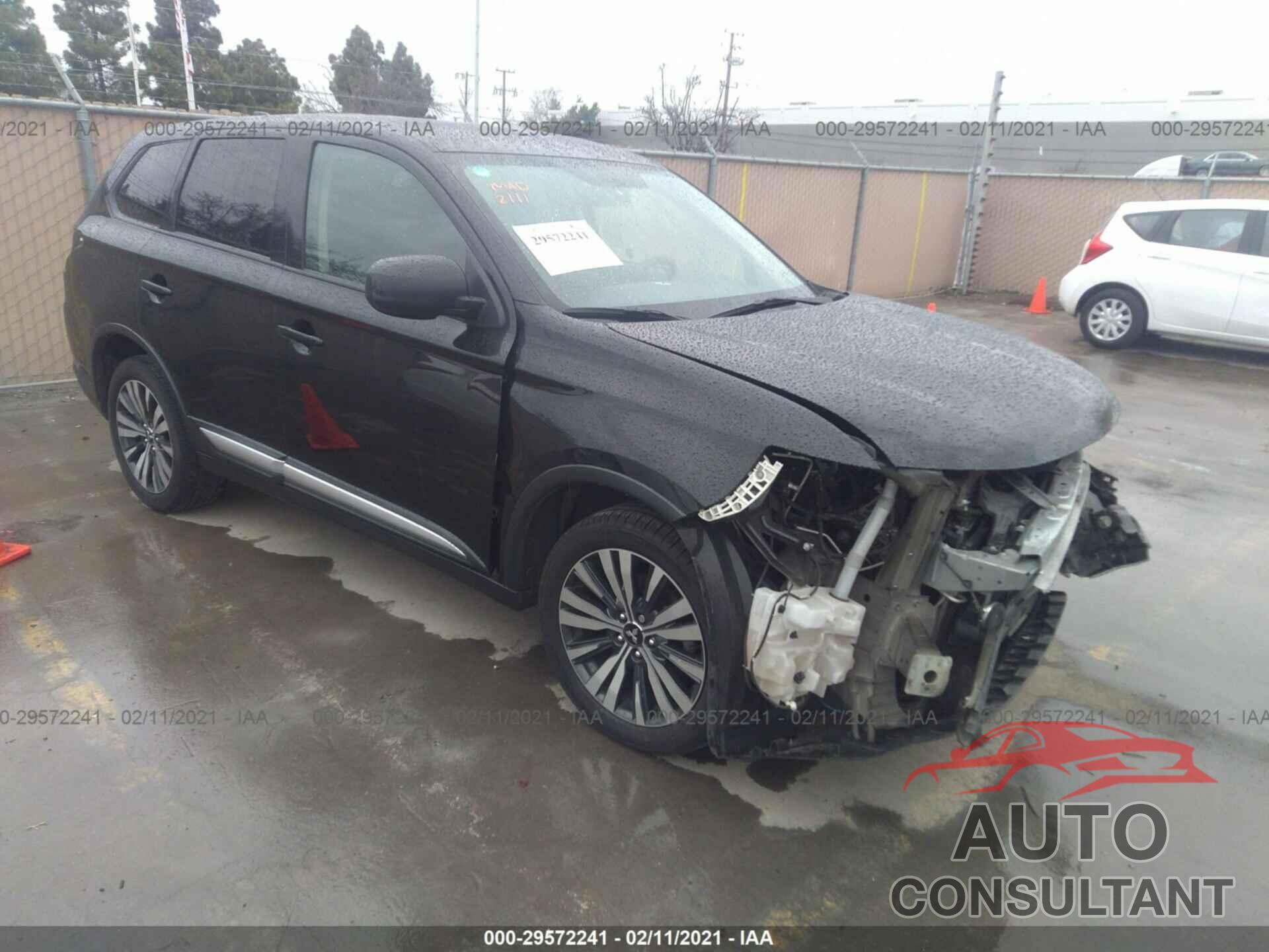 MITSUBISHI OUTLANDER 2019 - JA4AD2A31KZ009313