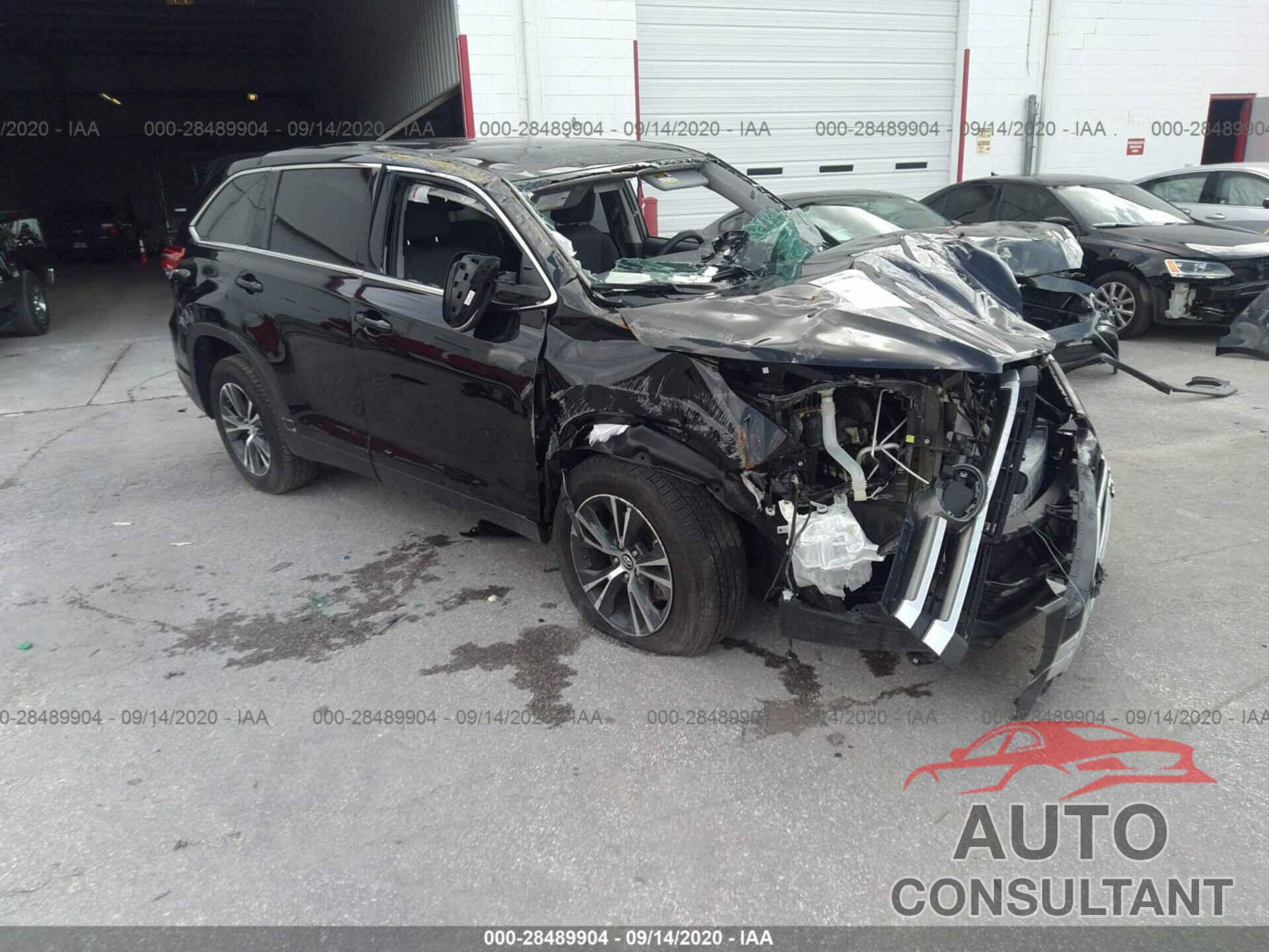 TOYOTA HIGHLANDER 2019 - 5TDZZRFH5KS365711