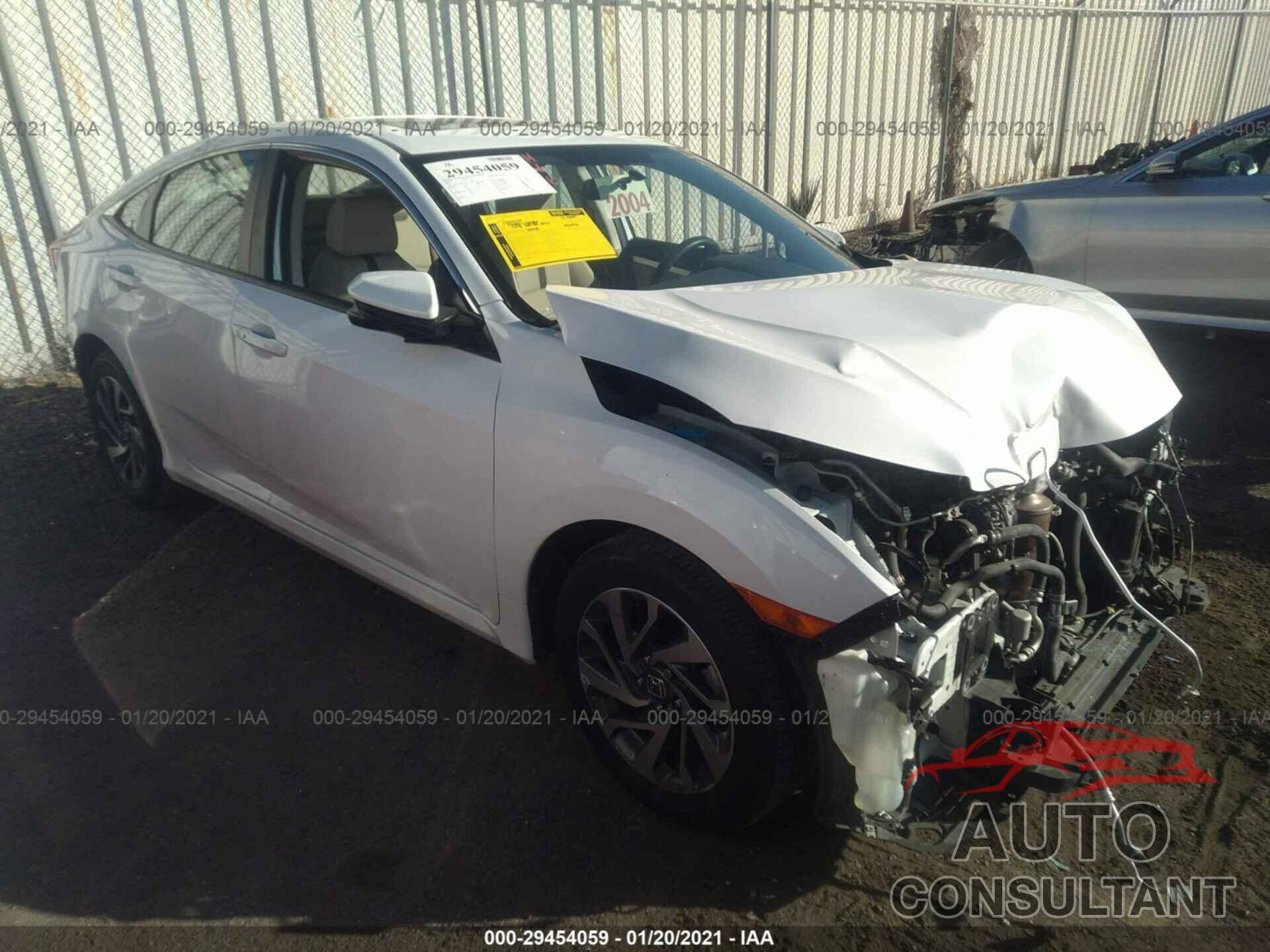 HONDA CIVIC SEDAN 2018 - 2HGFC2F70JH552436