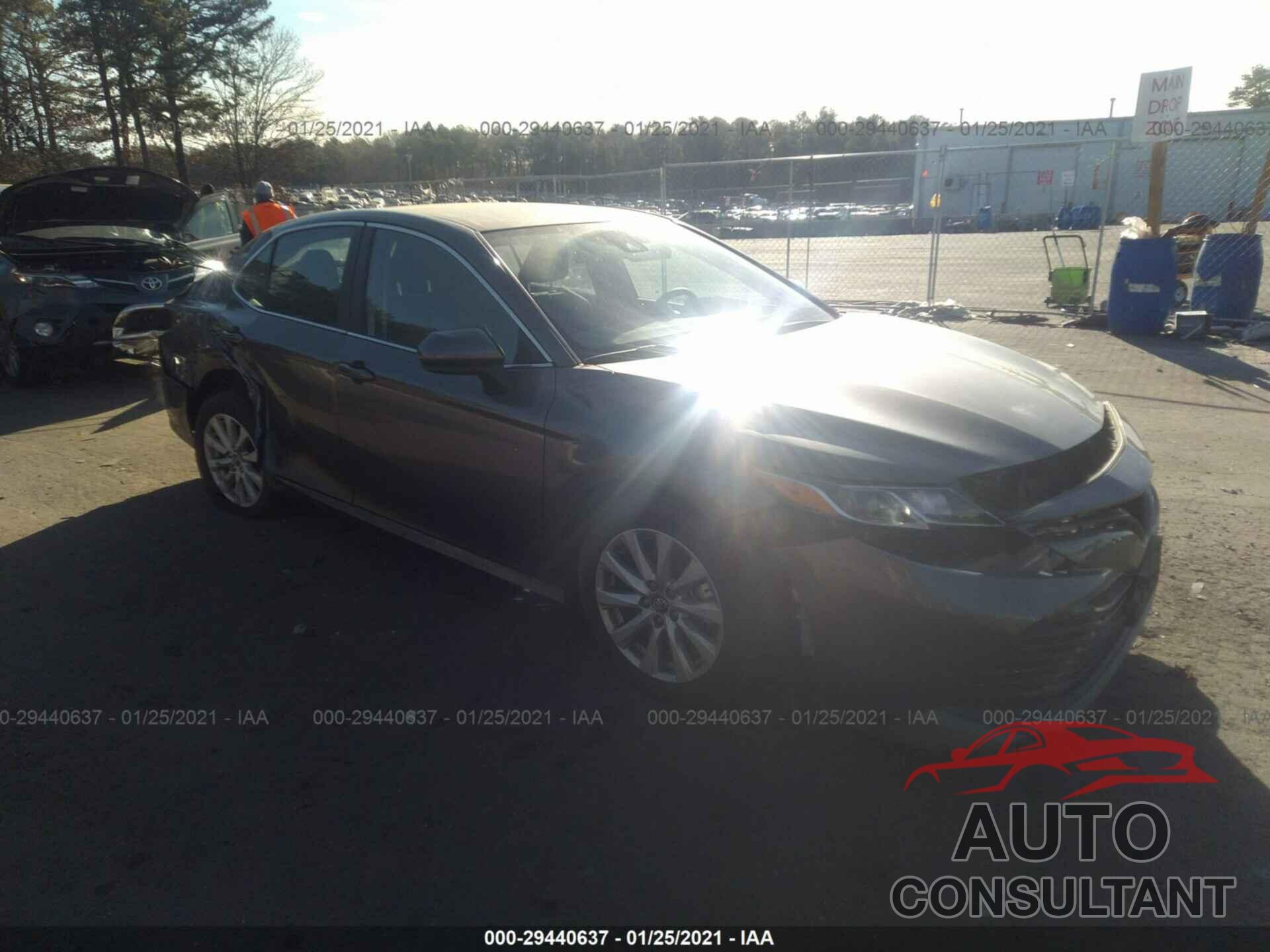TOYOTA CAMRY 2019 - 4T1B11HK9KU846152
