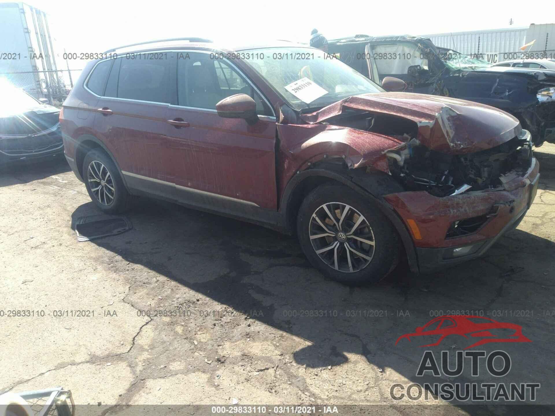 VOLKSWAGEN TIGUAN 2018 - 3VV3B7AX8JM037051