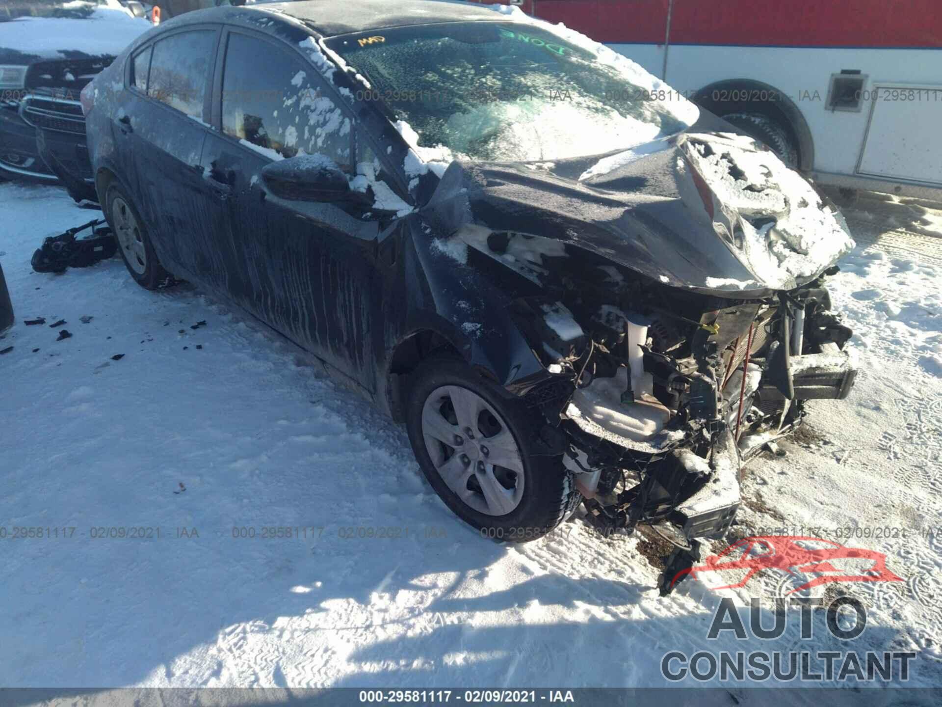KIA FORTE 2018 - 3KPFL4A75JE230419