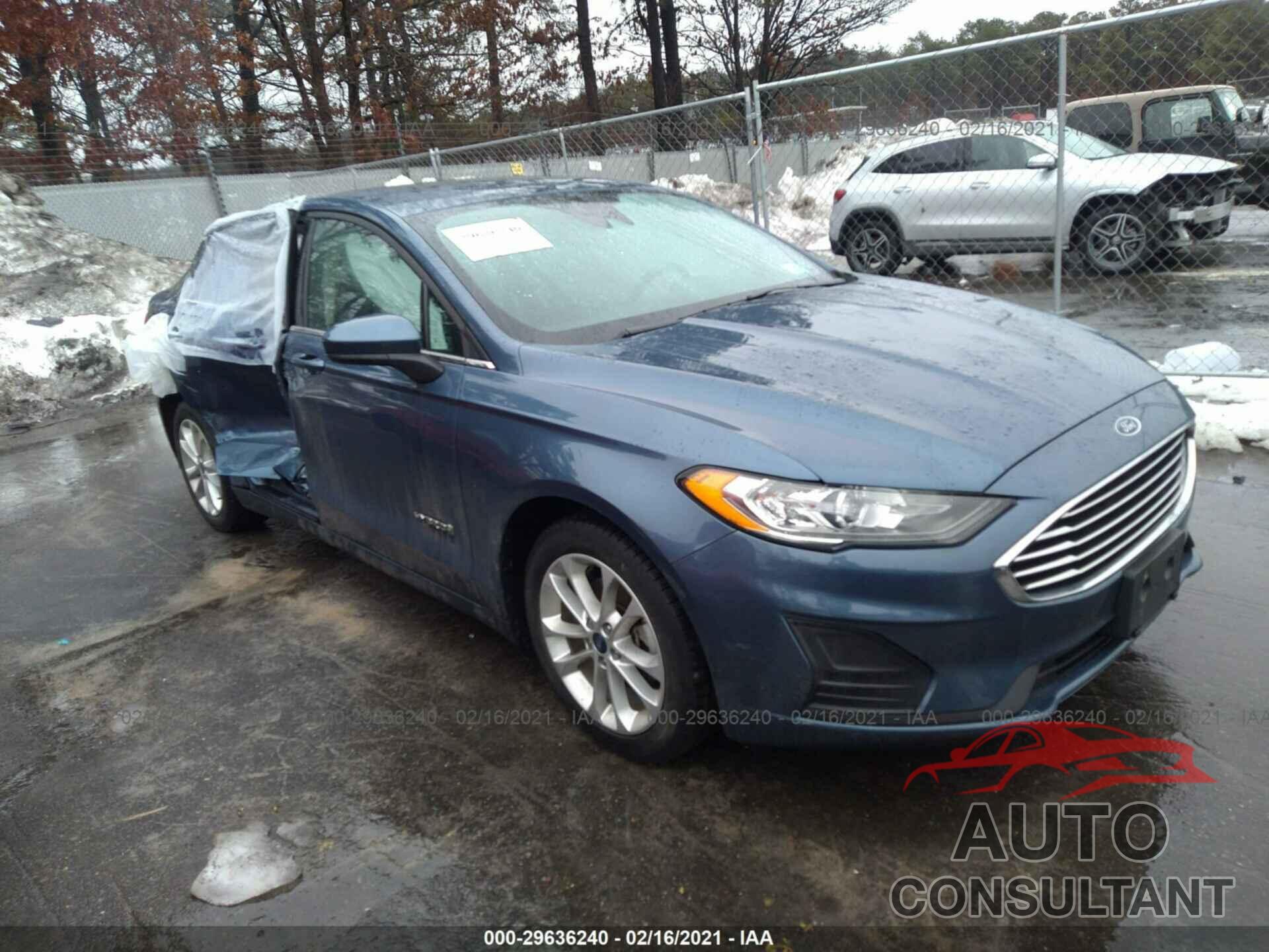 FORD FUSION HYBRID 2019 - 3FA6P0LU4KR108778