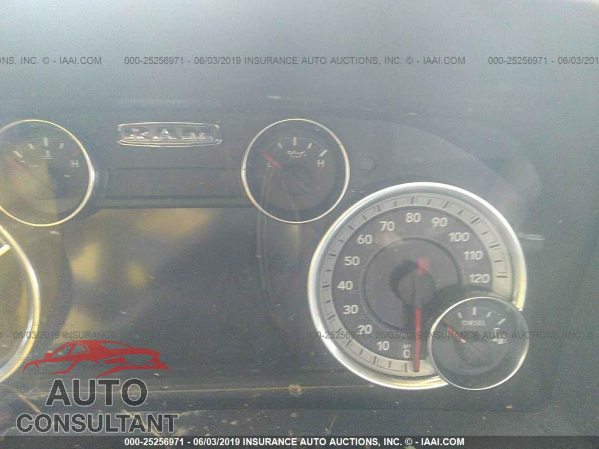 RAM 1500 2017 - 1C6RR7VM4HS686441