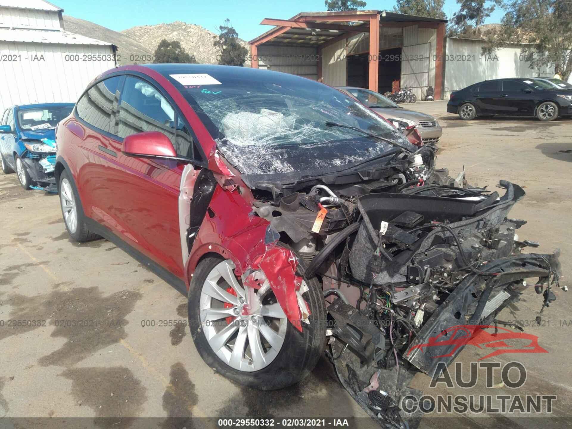 TESLA MODEL X 2017 - 5YJXCDE42HF038352