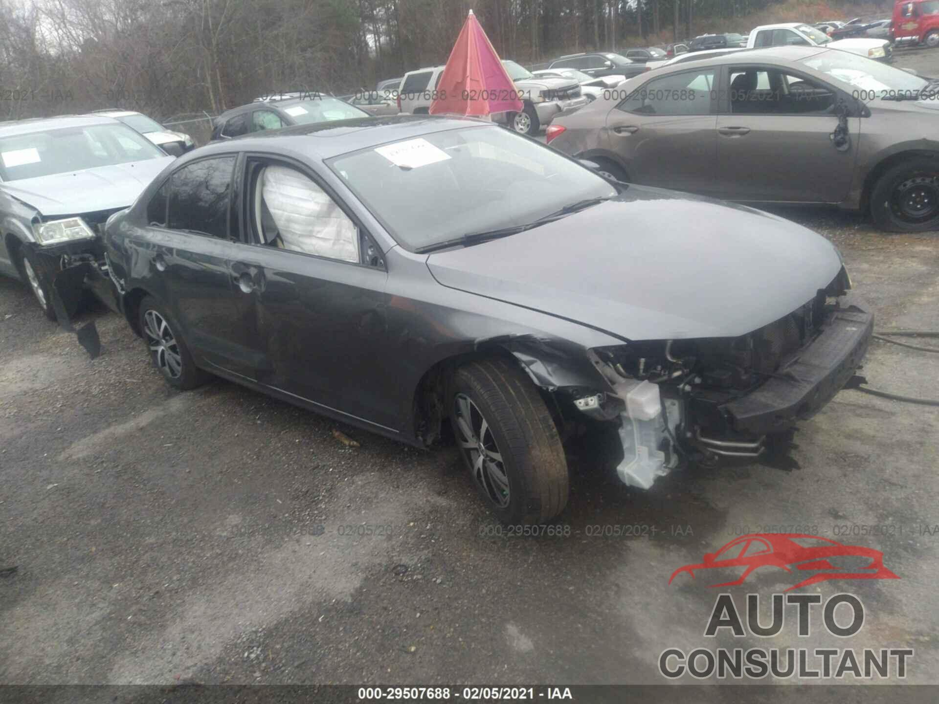 VOLKSWAGEN JETTA 2017 - 3VWDB7AJ9HM267462