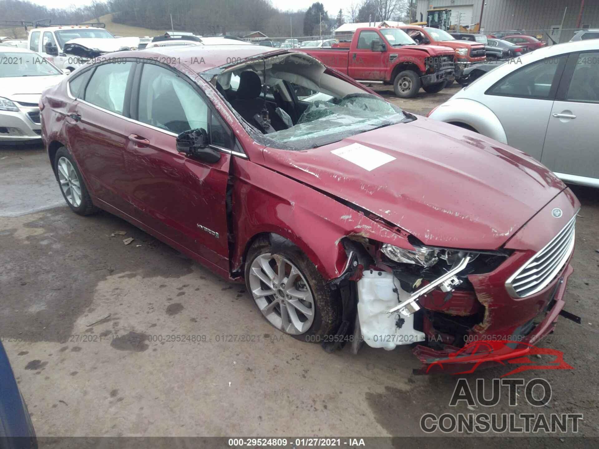 FORD FUSION HYBRID 2019 - 3FA6P0LU8KR188005