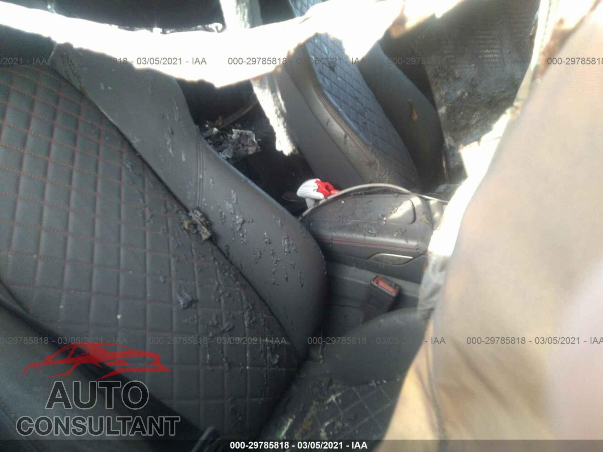 AUDI R8 2017 - WUAKBAFX5H7901237