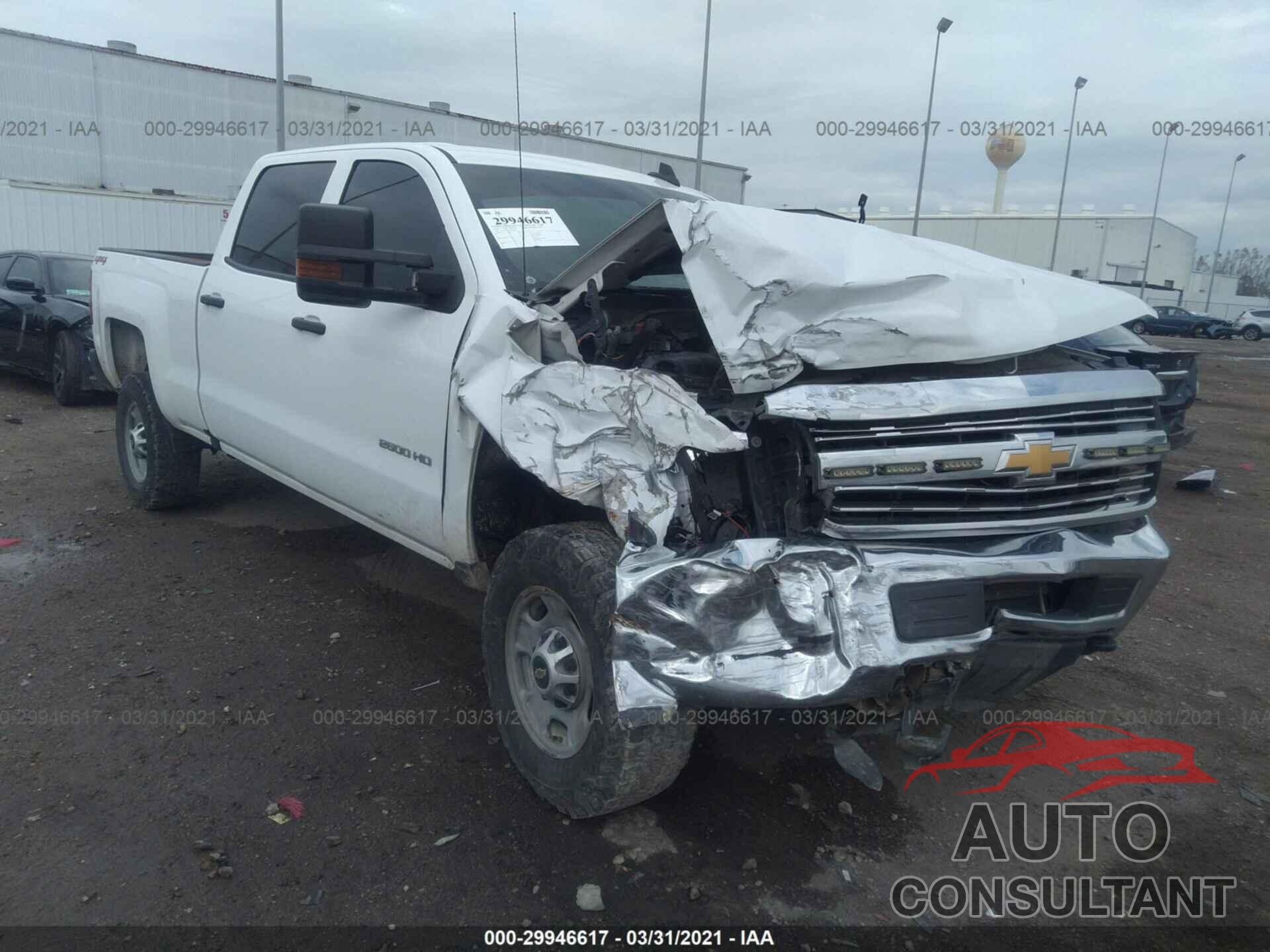 CHEVROLET SILVERADO 2500HD 2018 - 1GC1KUEG8JF224790