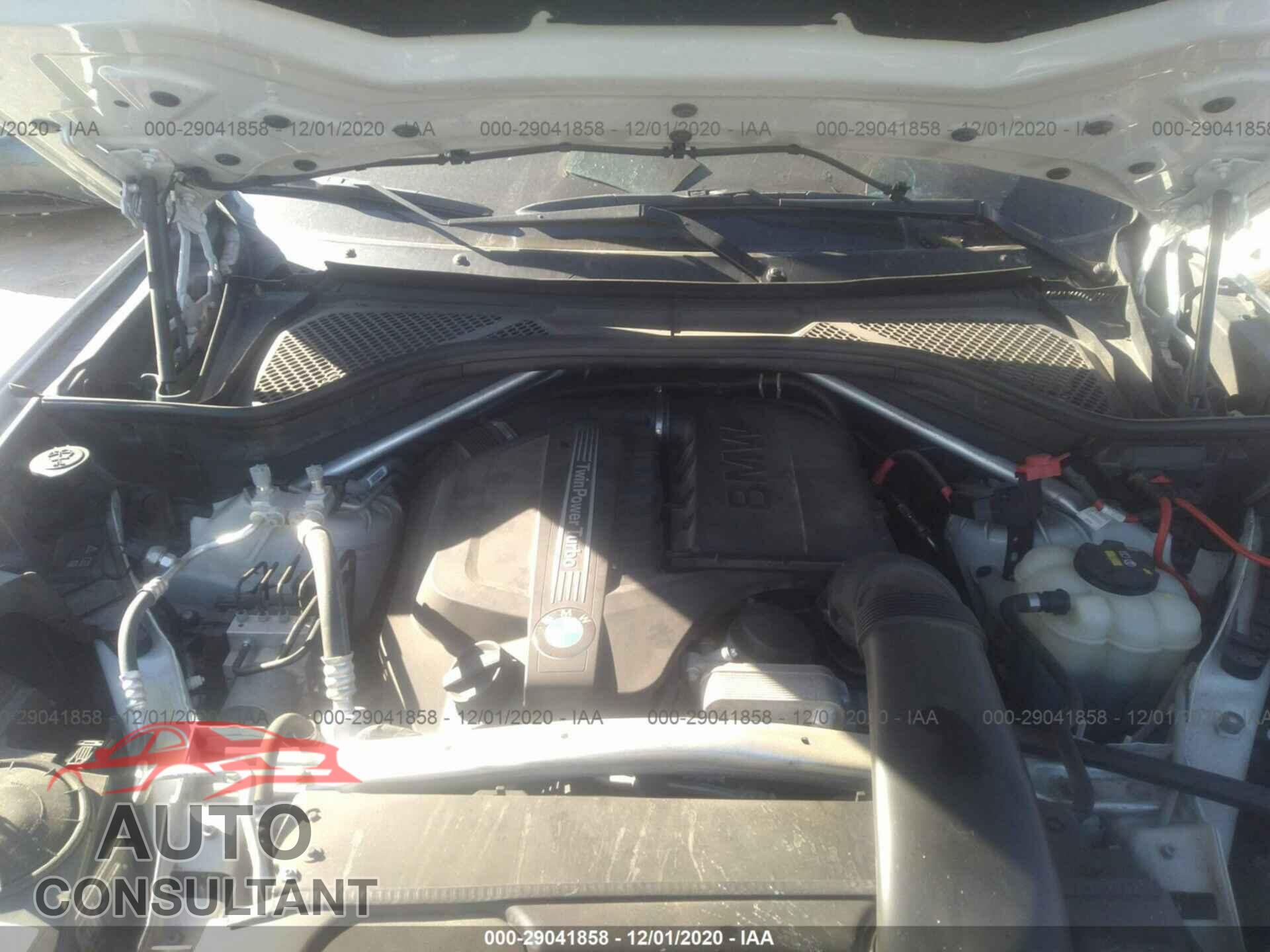 BMW X5 2017 - 5UXKR0C36H0X77507