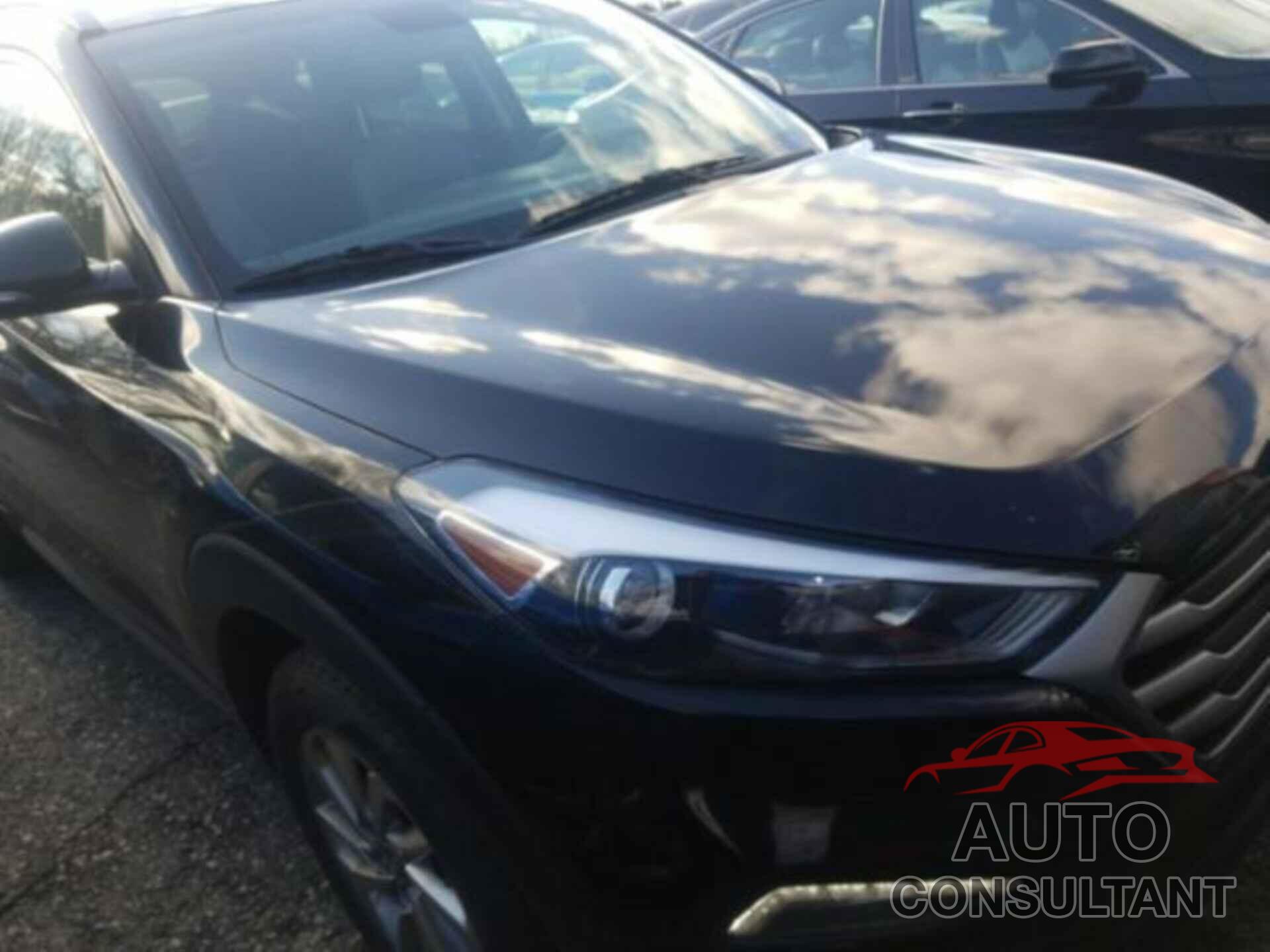 HYUNDAI TUCSON 2018 - KM8J3CA42JU613239