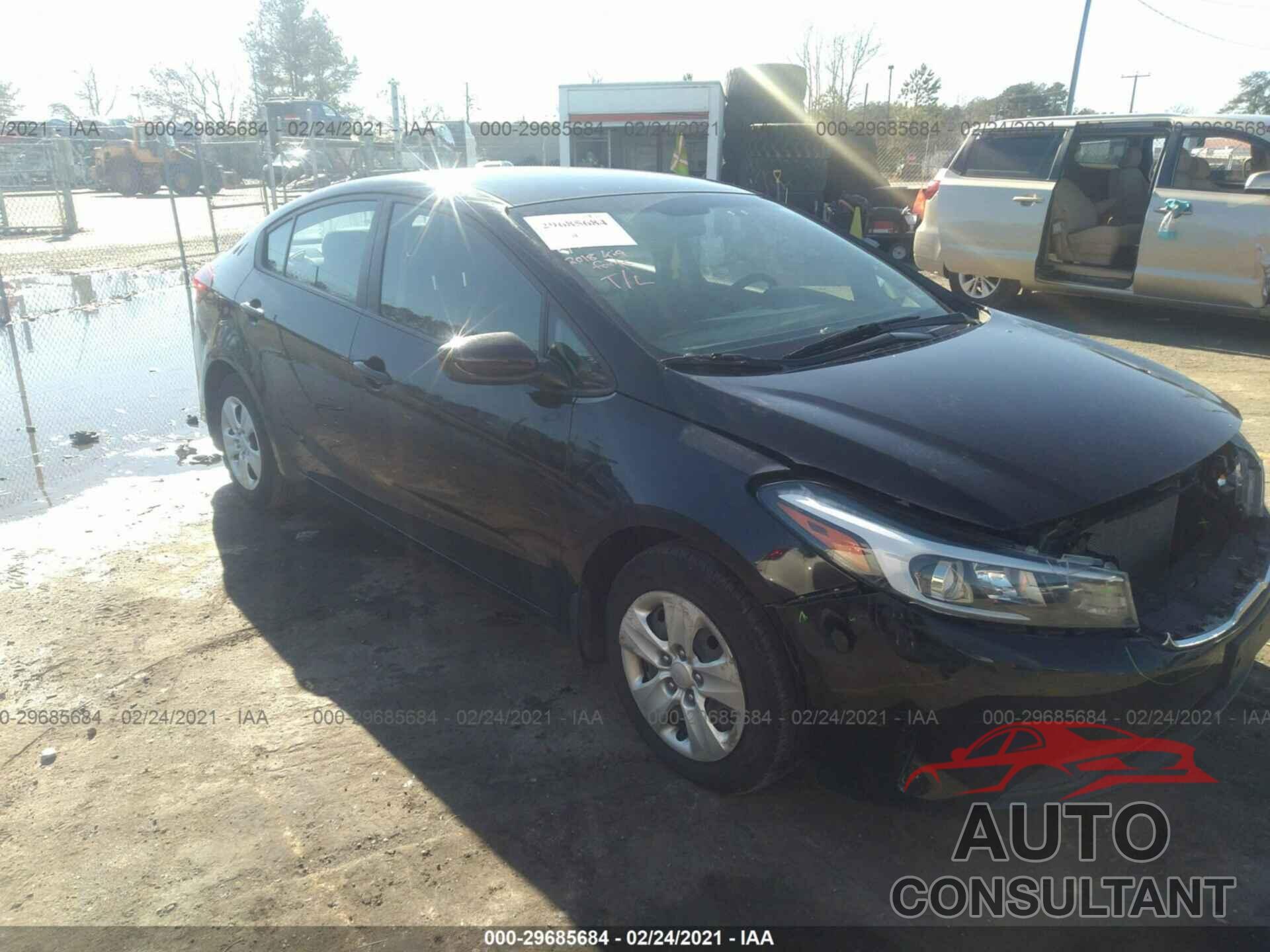 KIA FORTE 2018 - 3KPFL4A77JE272431