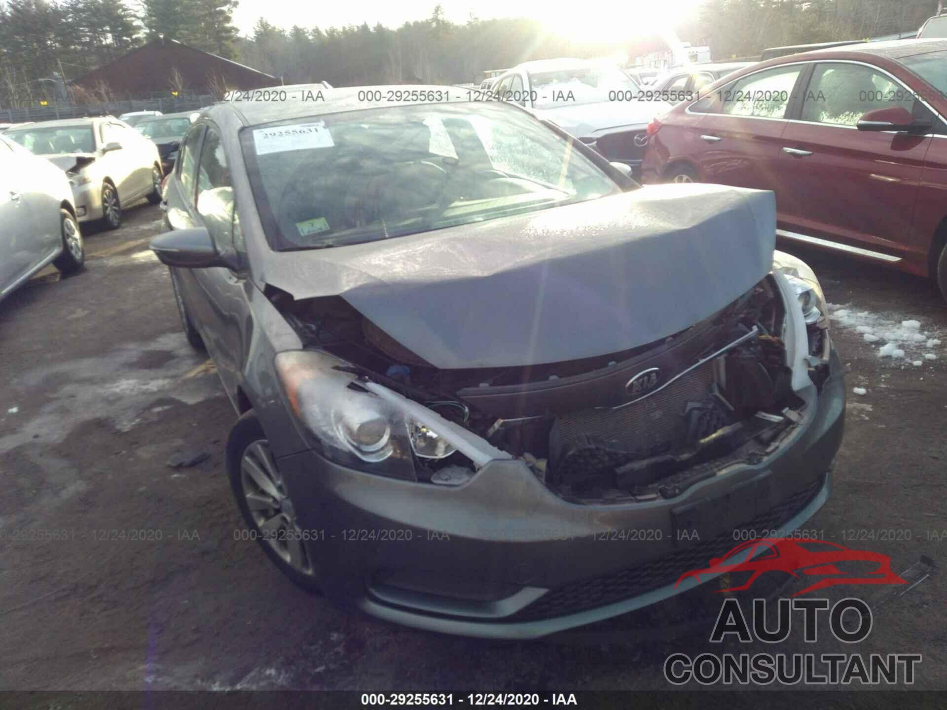 KIA FORTE 2016 - KNAFX4A6XG5541695
