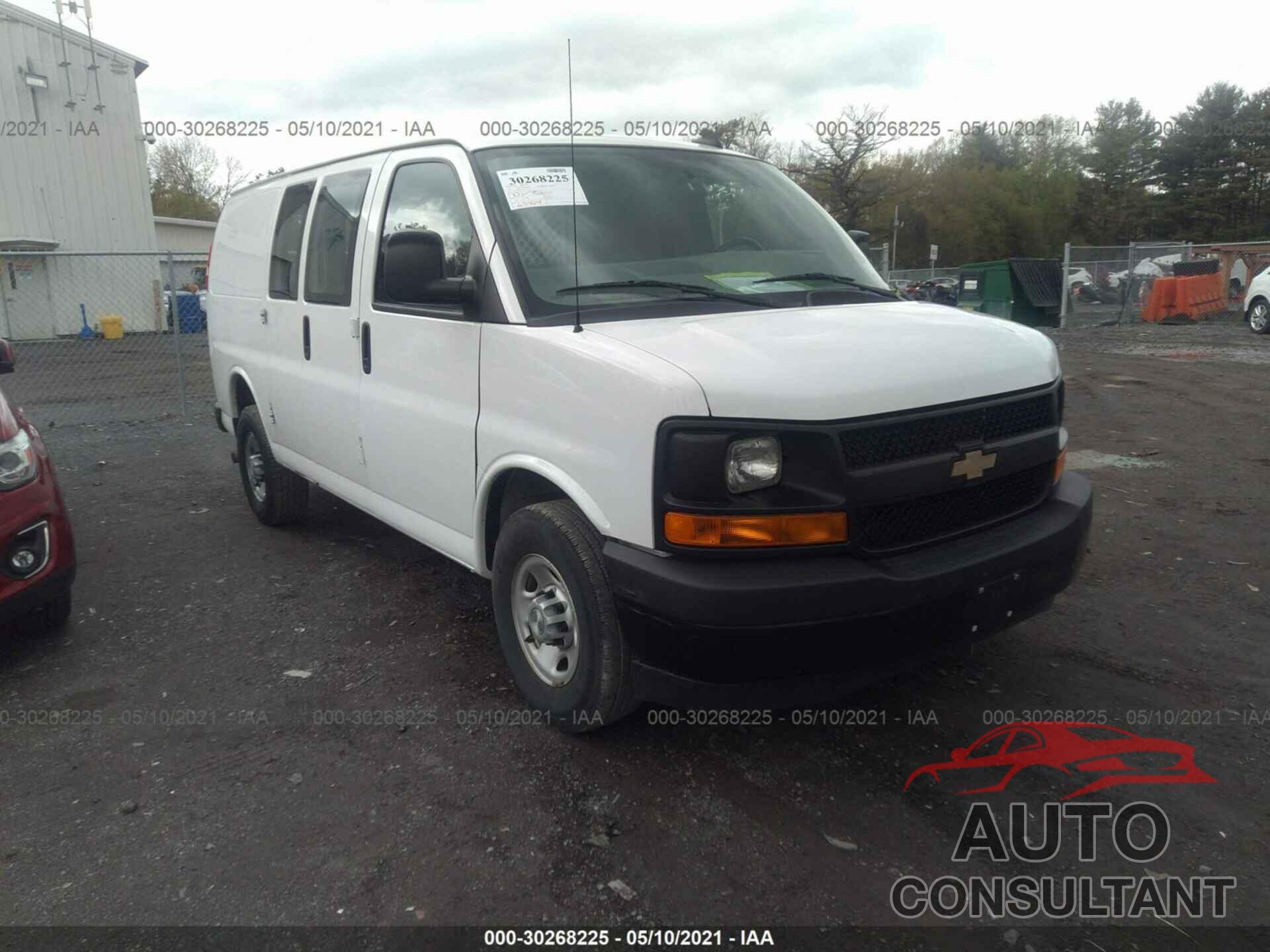 CHEVROLET EXPRESS CARGO VAN 2017 - 1GCWGAFF6H1116168