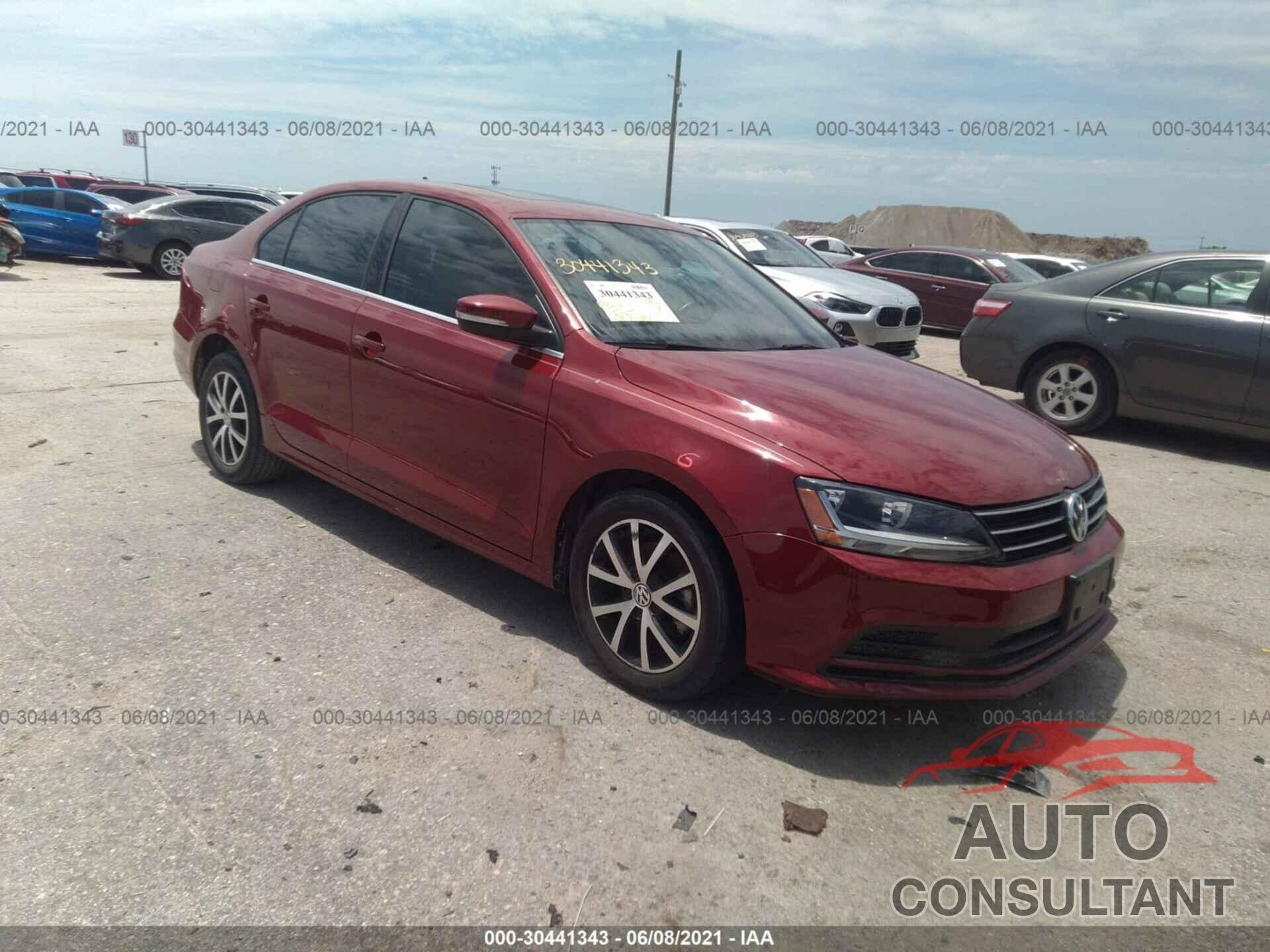 VOLKSWAGEN JETTA 2017 - 3VWDB7AJ9HM377721