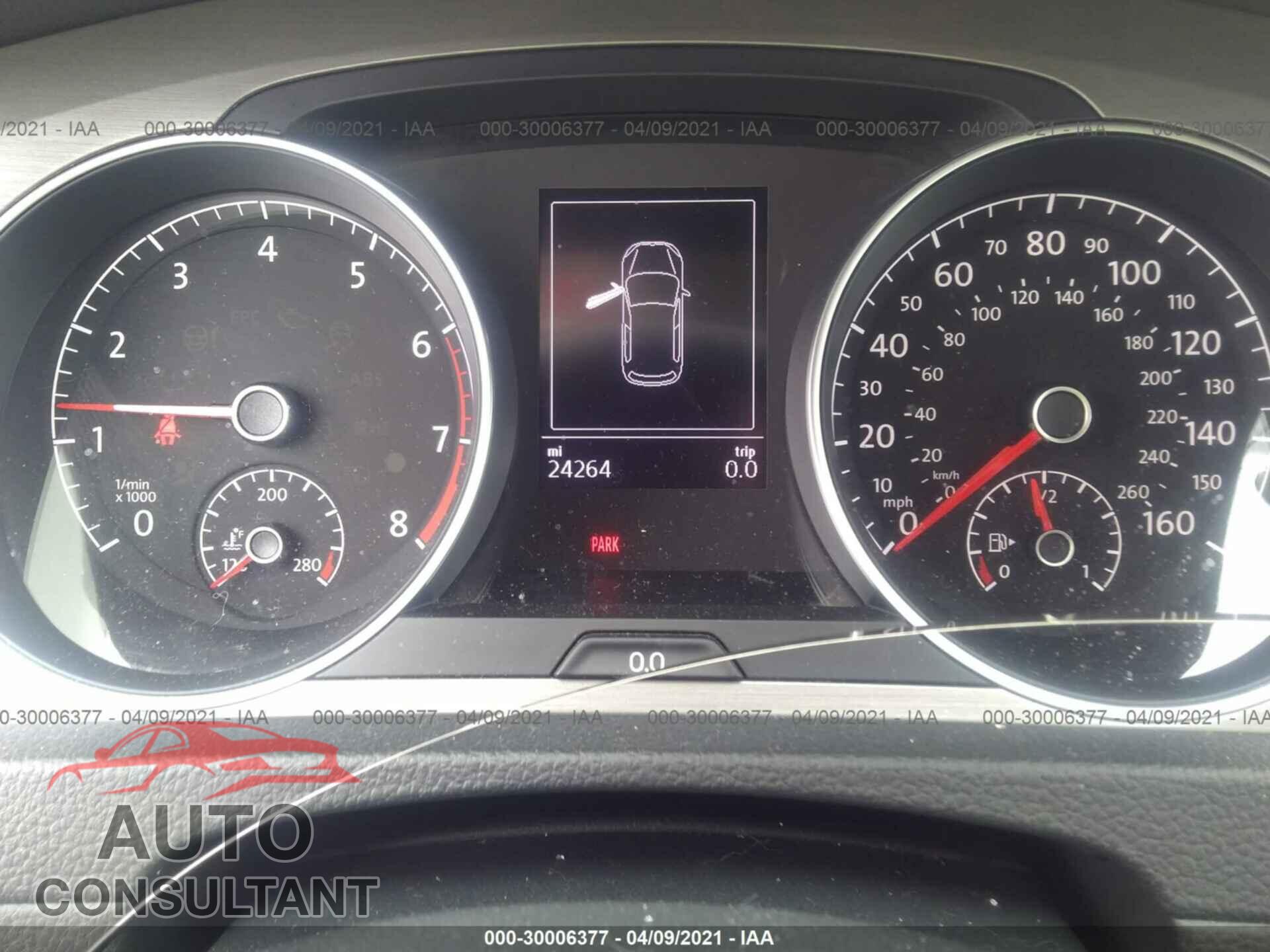VOLKSWAGEN GOLF 2017 - 3VW117AU8HM076003