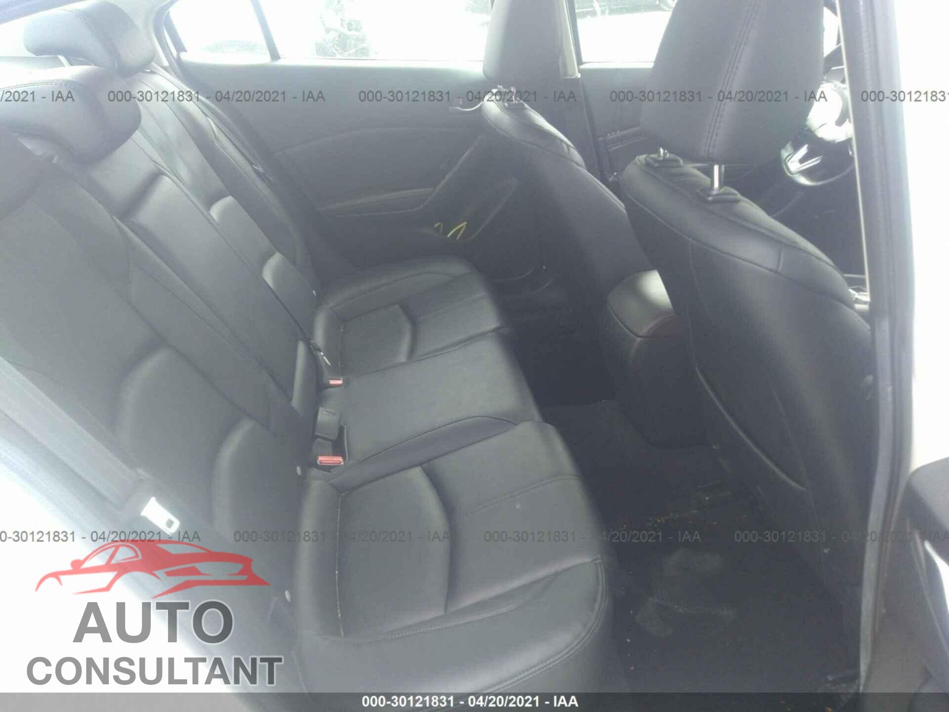 MAZDA MAZDA3 4-DOOR 2017 - 3MZBN1V79HM114218