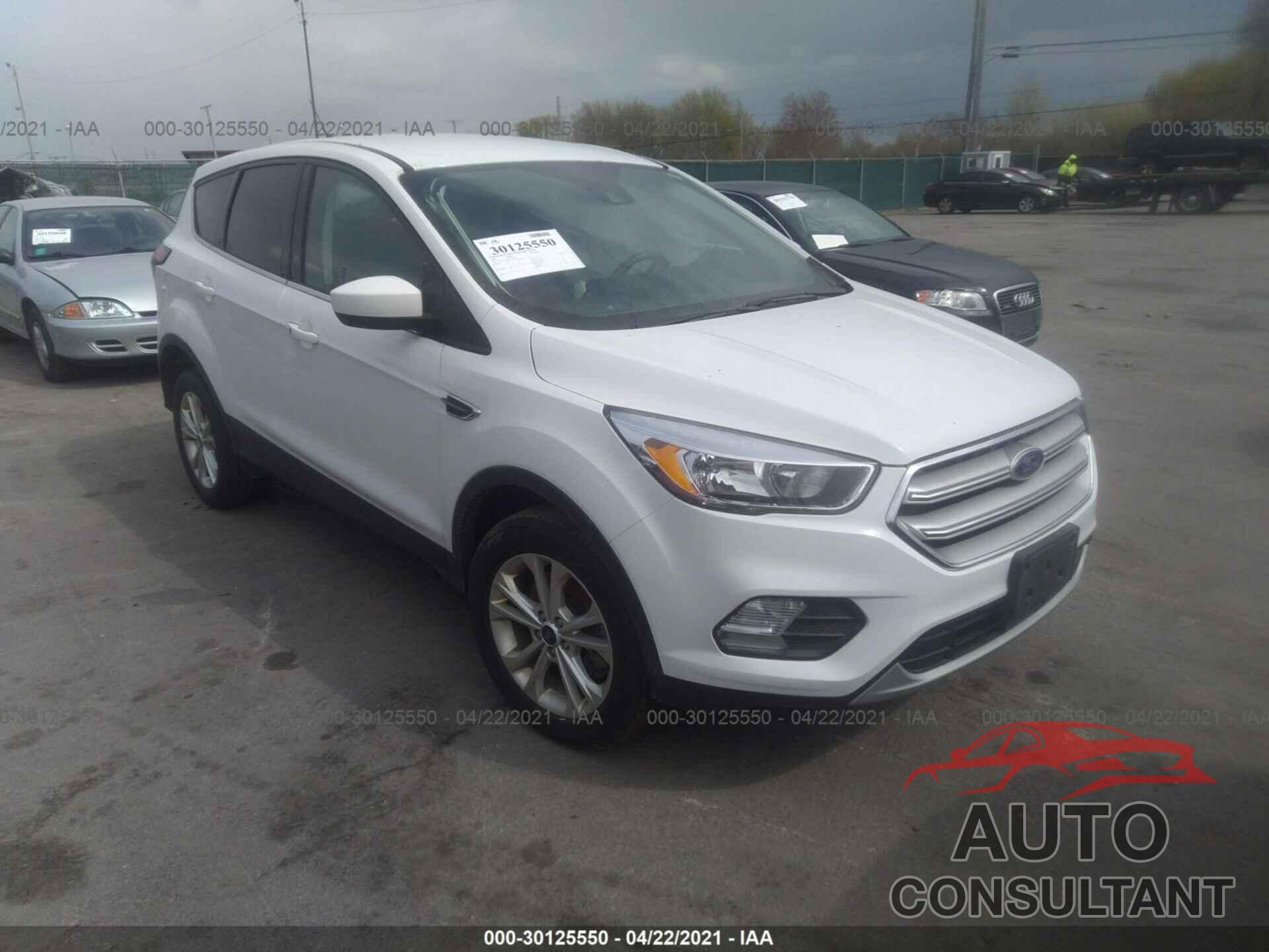 FORD ESCAPE 2019 - 1FMCU9GD5KUB11472