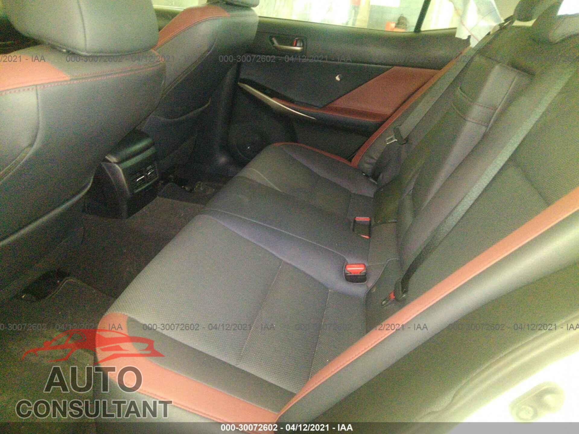 LEXUS IS 2019 - JTHBA1D24K5095237