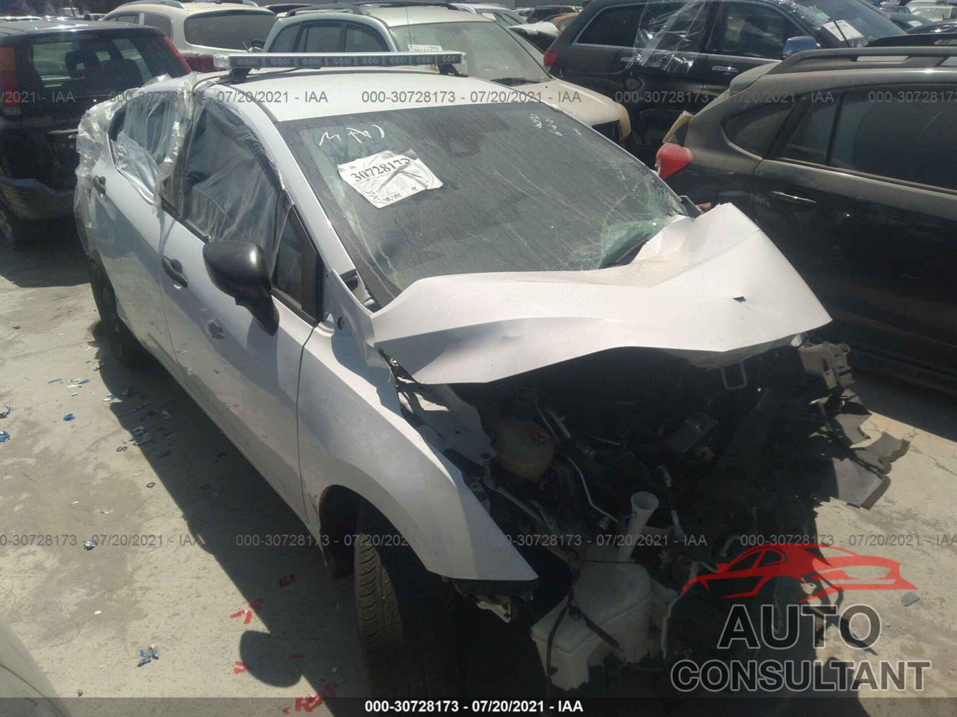 NISSAN VERSA 2020 - 3N1CN8DV1LL902458