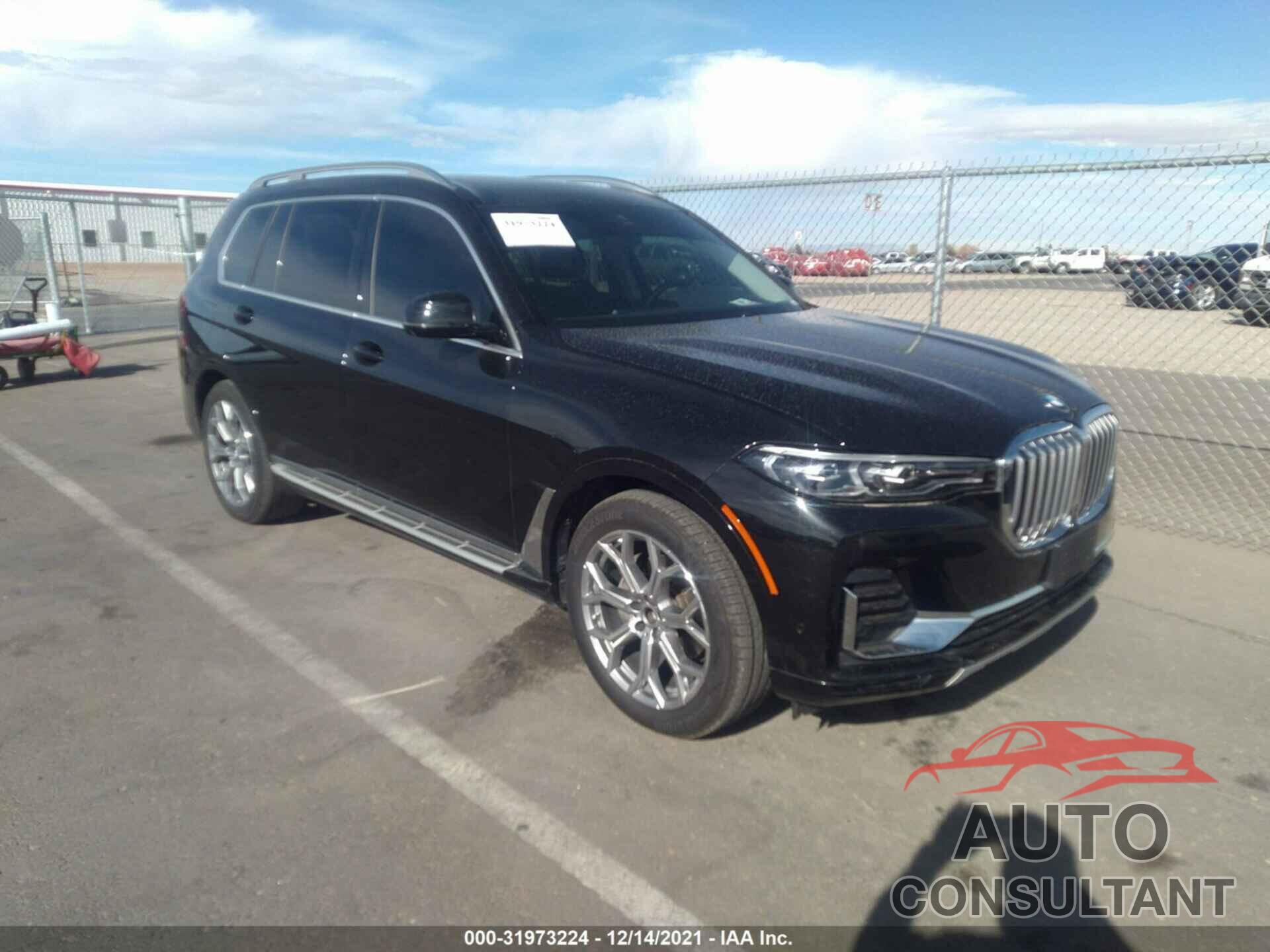 BMW X7 2021 - 5UXCW2C08M9F32828