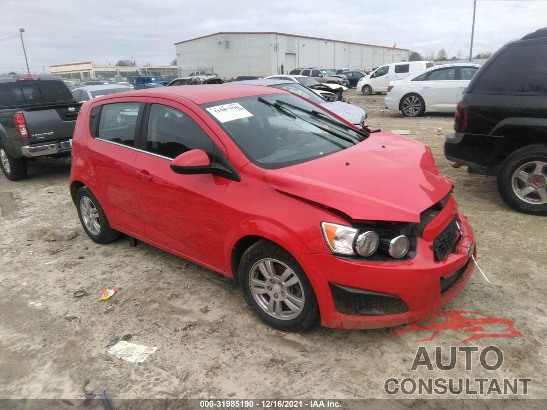 CHEVROLET SONIC 2016 - 1G1JC6SHXG4109207