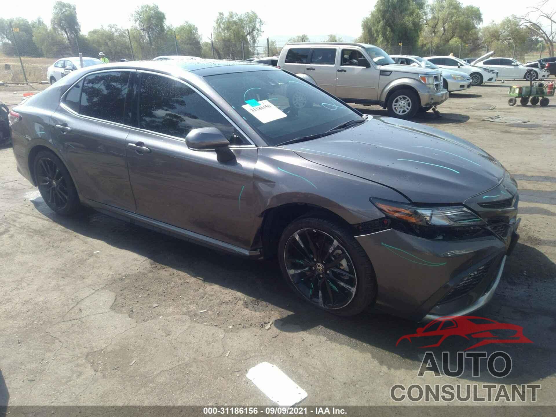 TOYOTA CAMRY 2021 - 4T1K61AKXMU454022