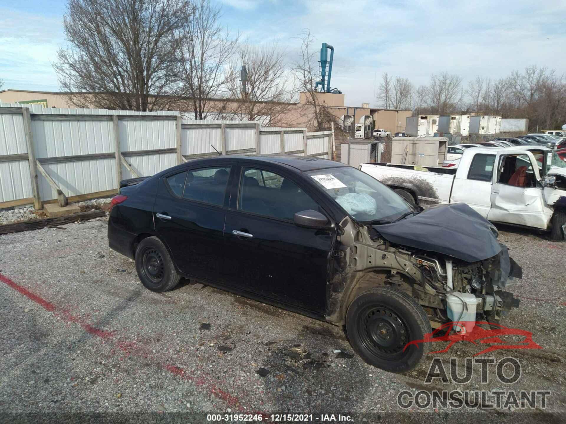 NISSAN VERSA 2019 - 3N1CN7AP3KL847154