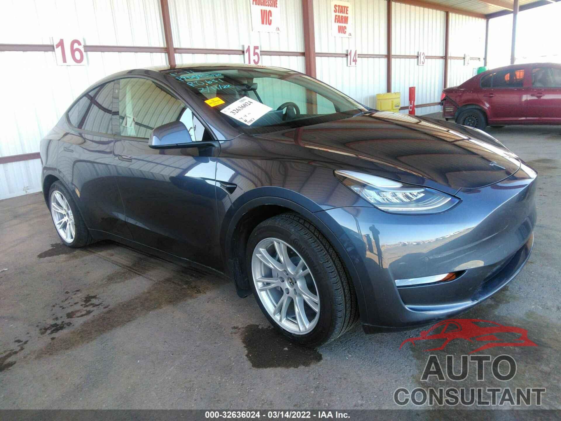 TESLA MODEL Y 2021 - 5YJYGDEE0MF117921