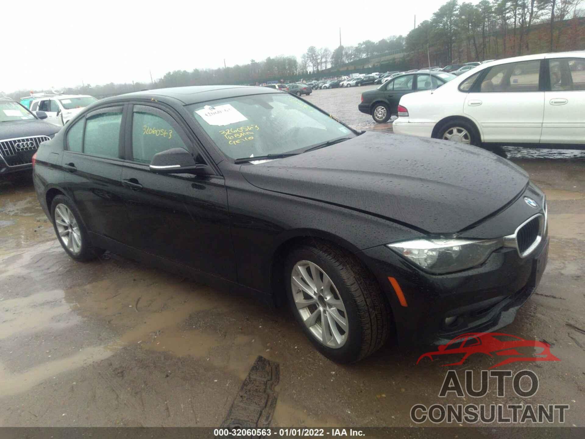 BMW 3 SERIES 2016 - WBA8E5G50GNU19155