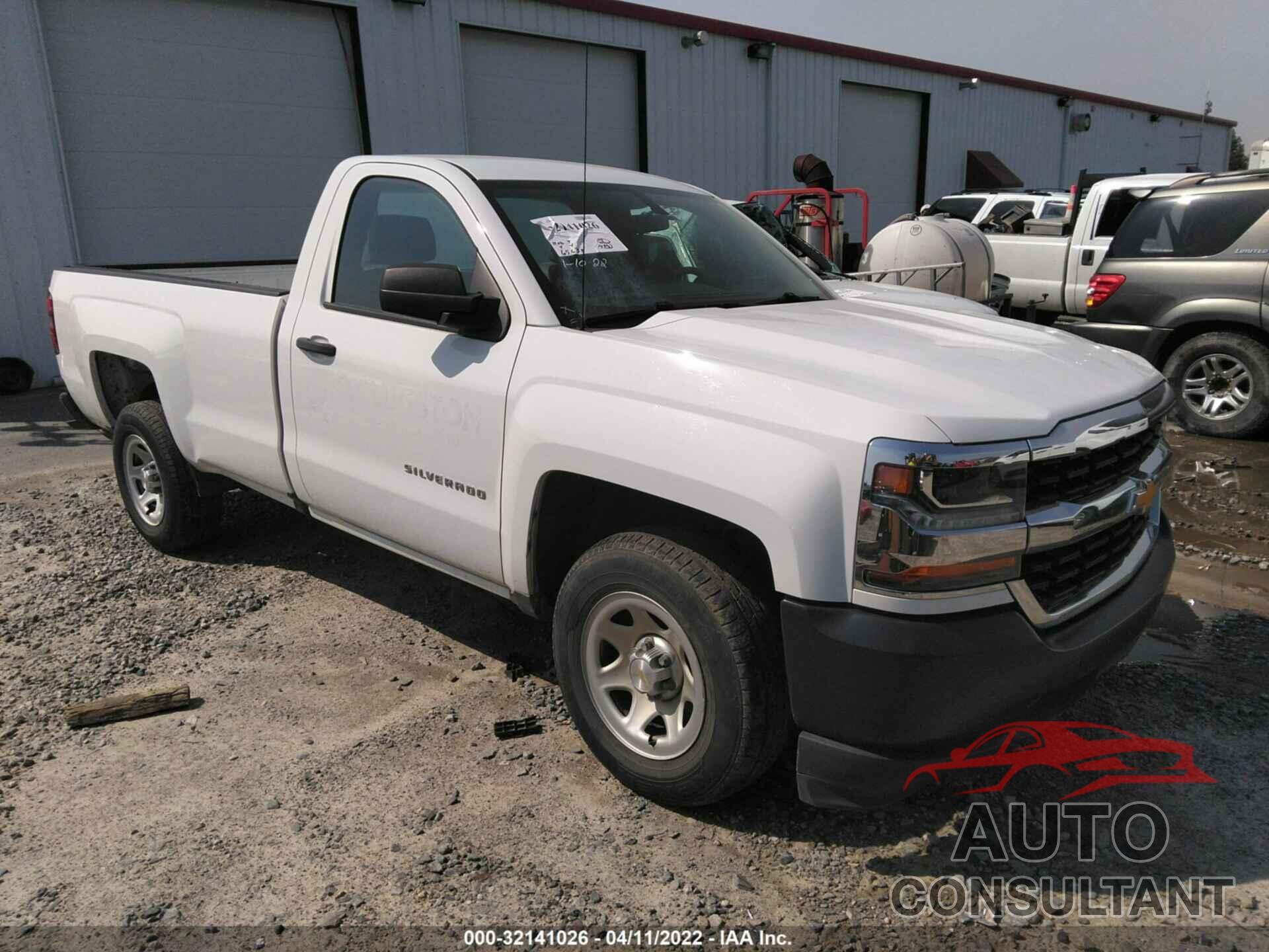 CHEVROLET SILVERADO 1500 2018 - 1GCNCNEH5JZ102867