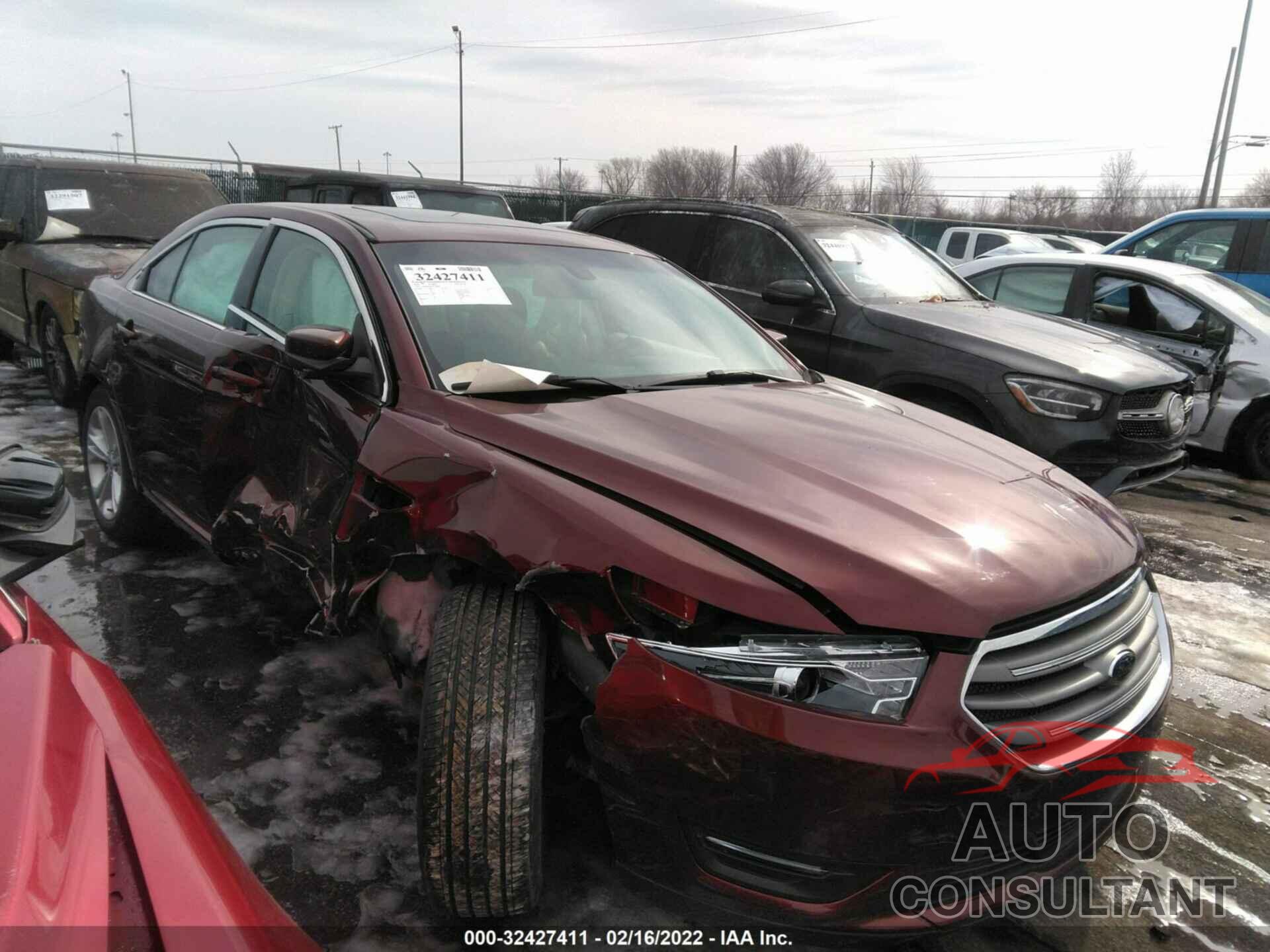 FORD TAURUS 2016 - 1FAHP2E82GG137893