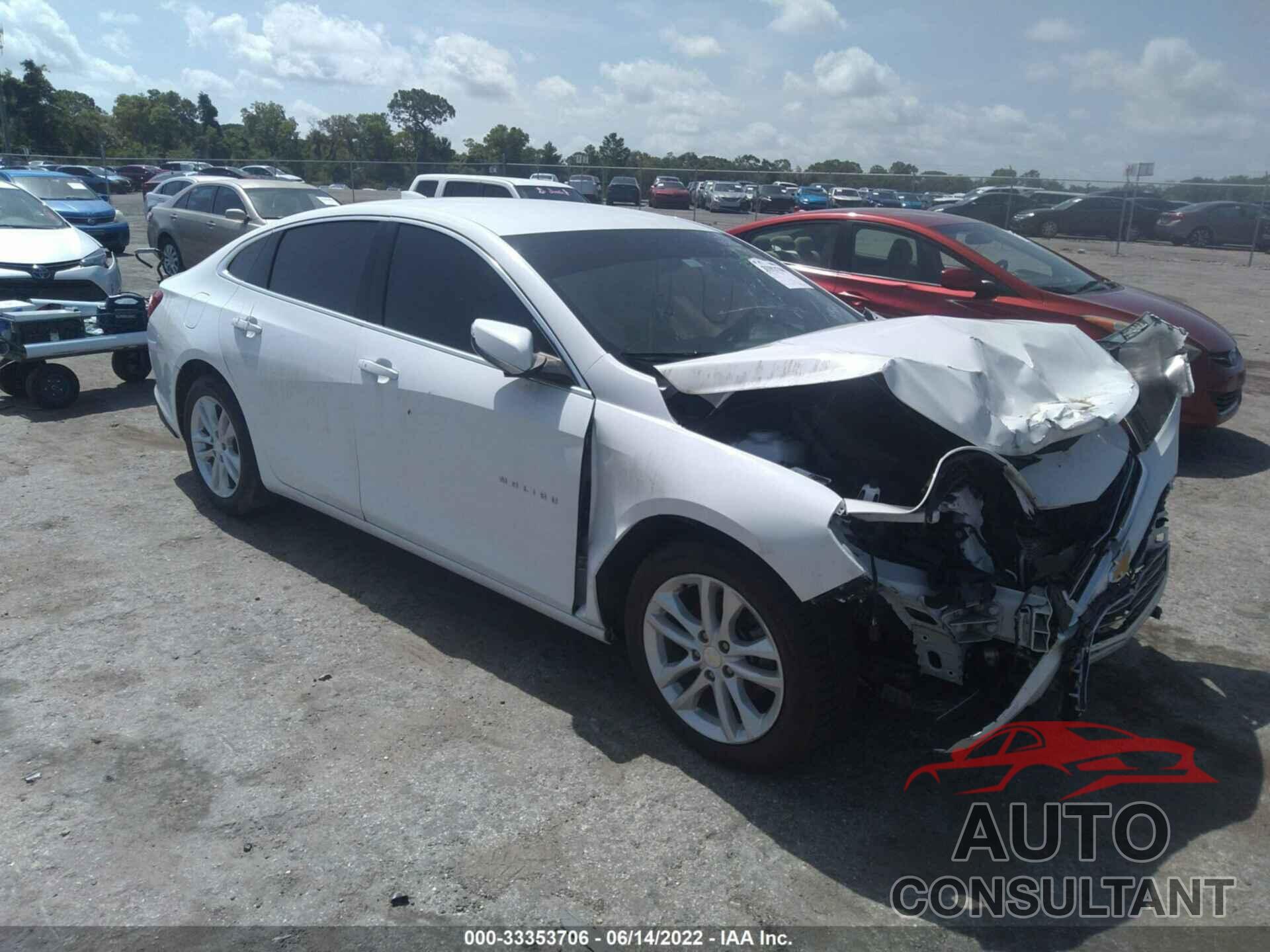 CHEVROLET MALIBU 2018 - 1G1ZD5ST3JF149560