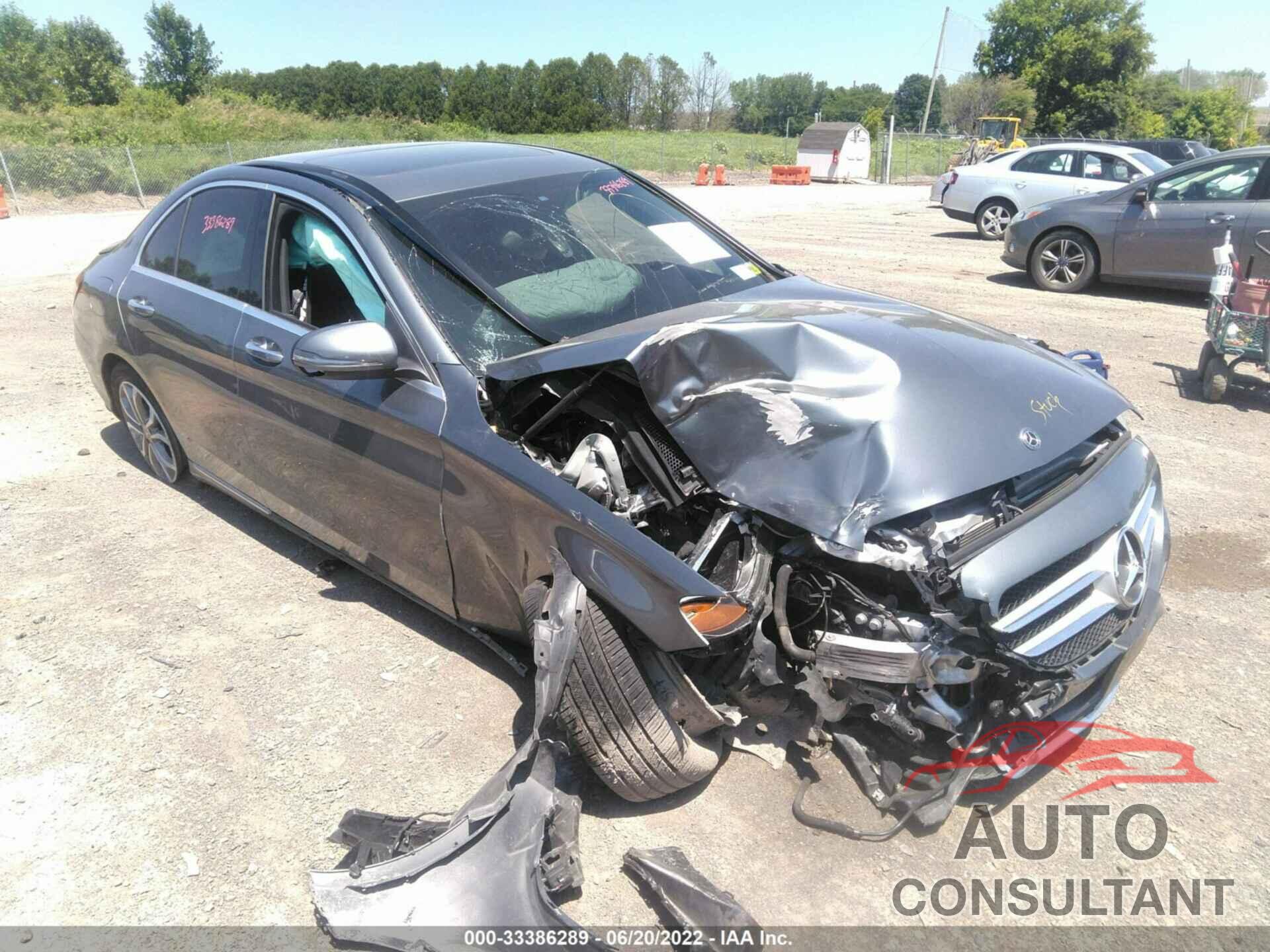 MERCEDES-BENZ C-CLASS 2018 - 55SWF4KB9JU243306
