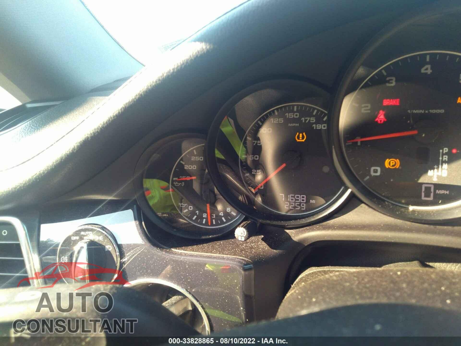 PORSCHE PANAMERA 2016 - WP0AA2A79GL007997