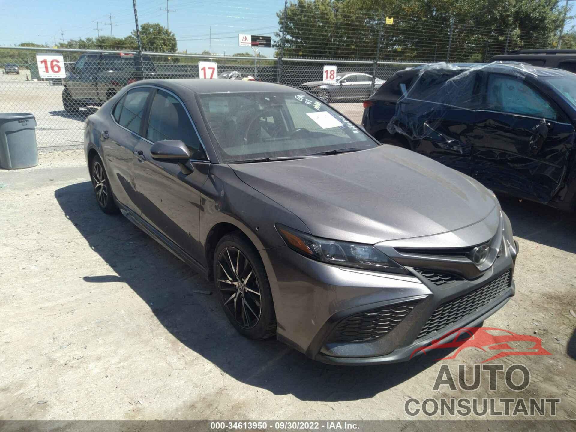 TOYOTA CAMRY 2021 - 4T1G11AKXMU539950