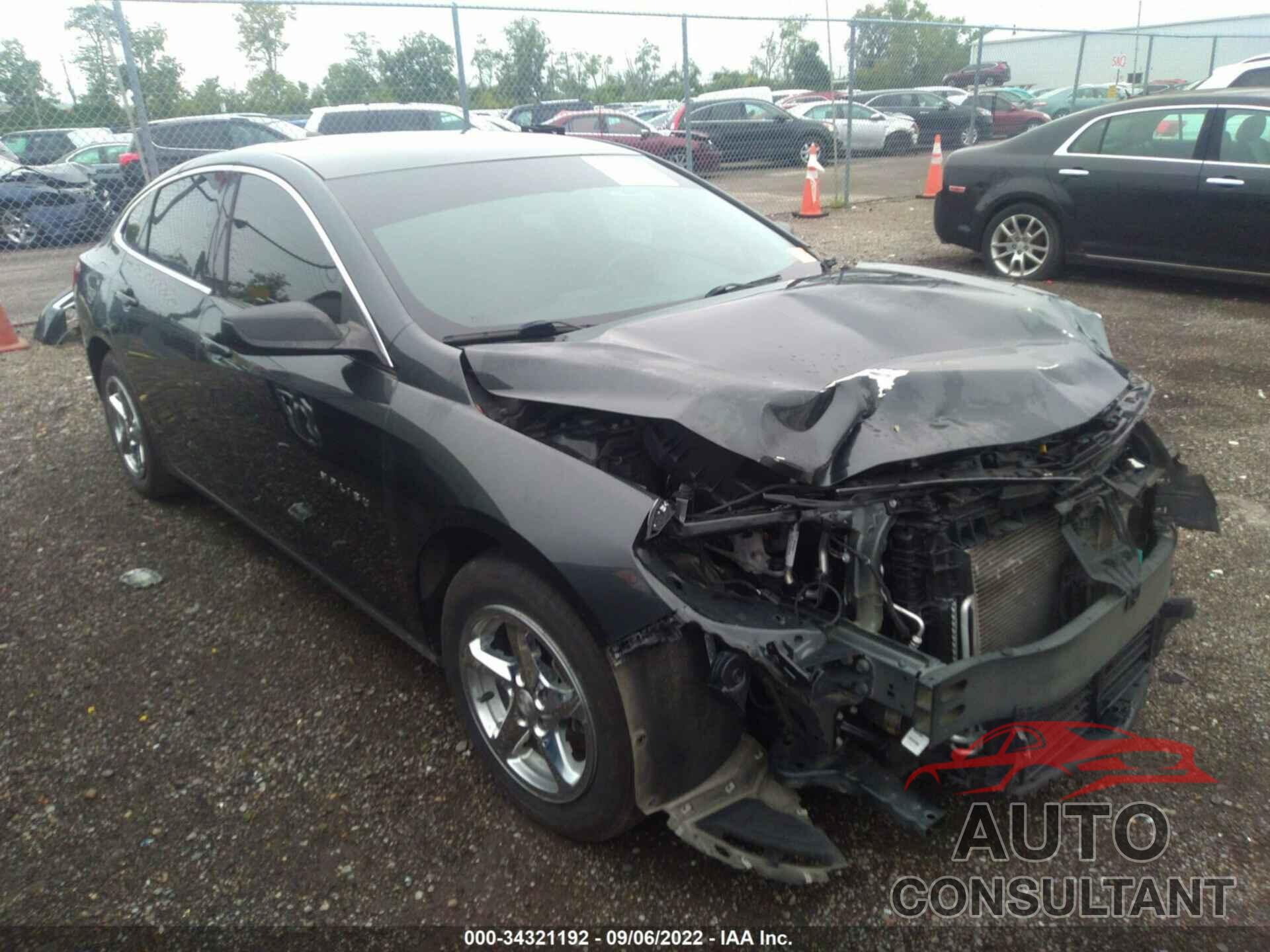 CHEVROLET MALIBU 2018 - 1G1ZB5ST8JF179949