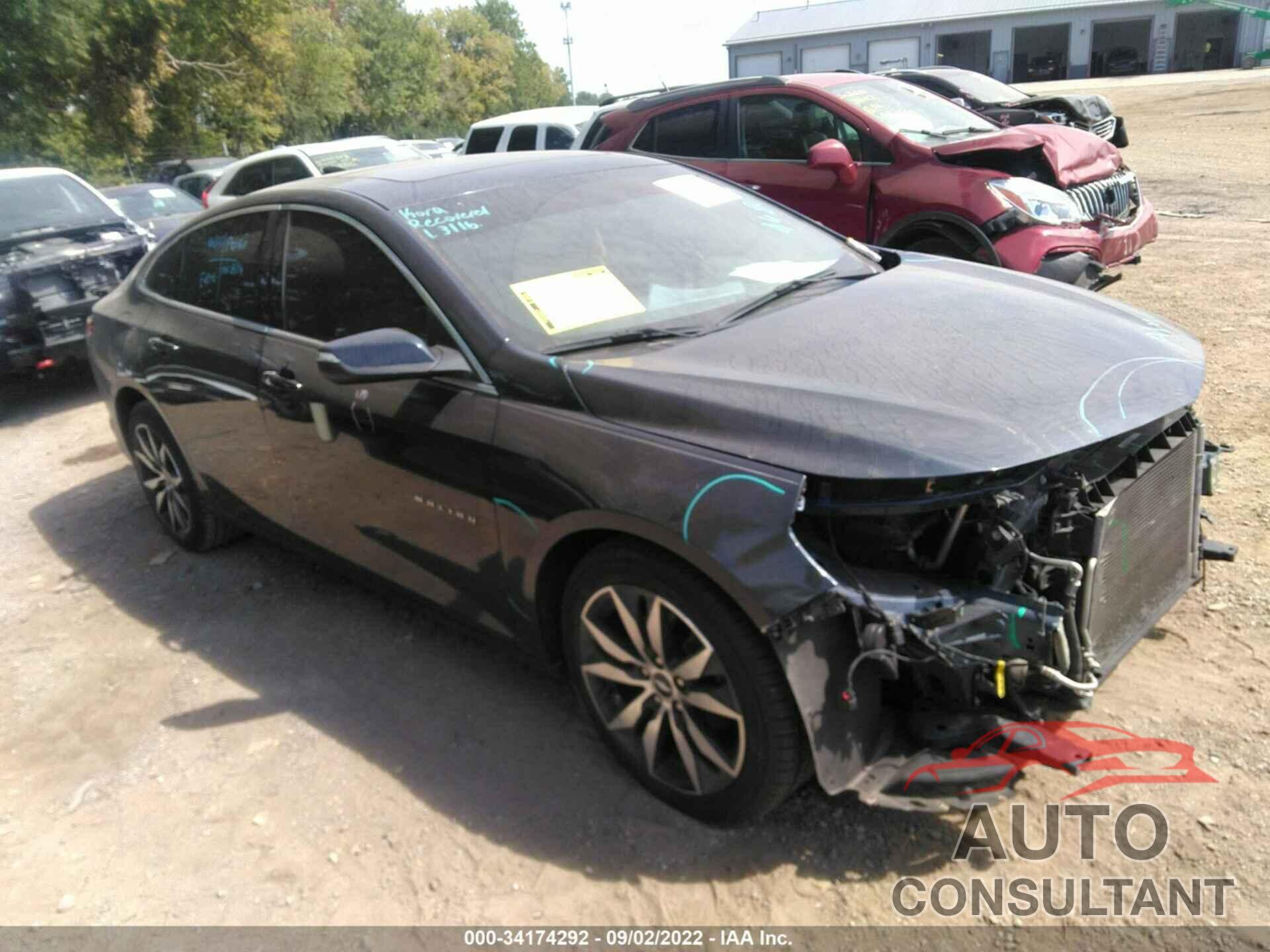 CHEVROLET MALIBU 2016 - 1G1ZE5ST8GF246534