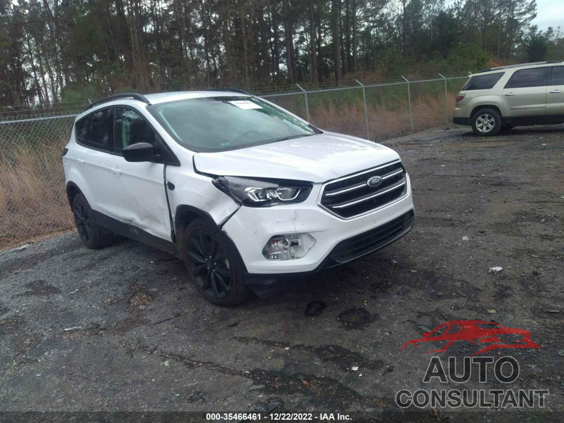 FORD ESCAPE 2018 - 1FMCU0GD1JUA79064