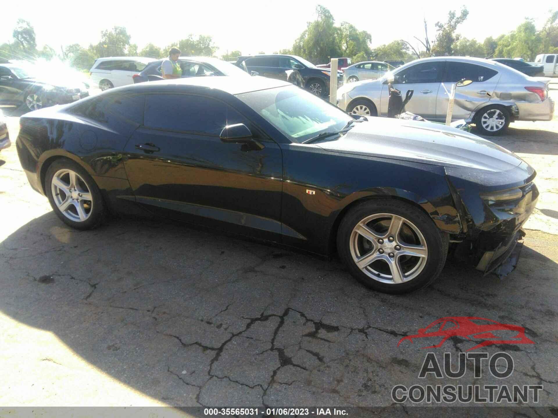 CHEVROLET CAMARO 2018 - 1G1FB1RS8J0189053