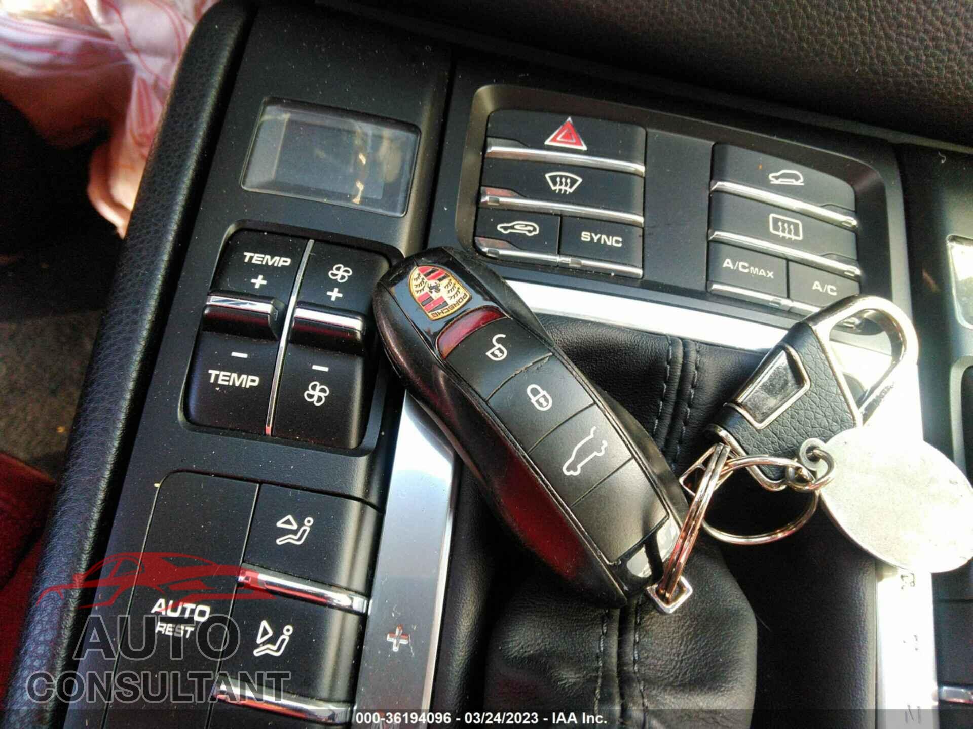 PORSCHE MACAN 2016 - WP1AF2A59GLB90834