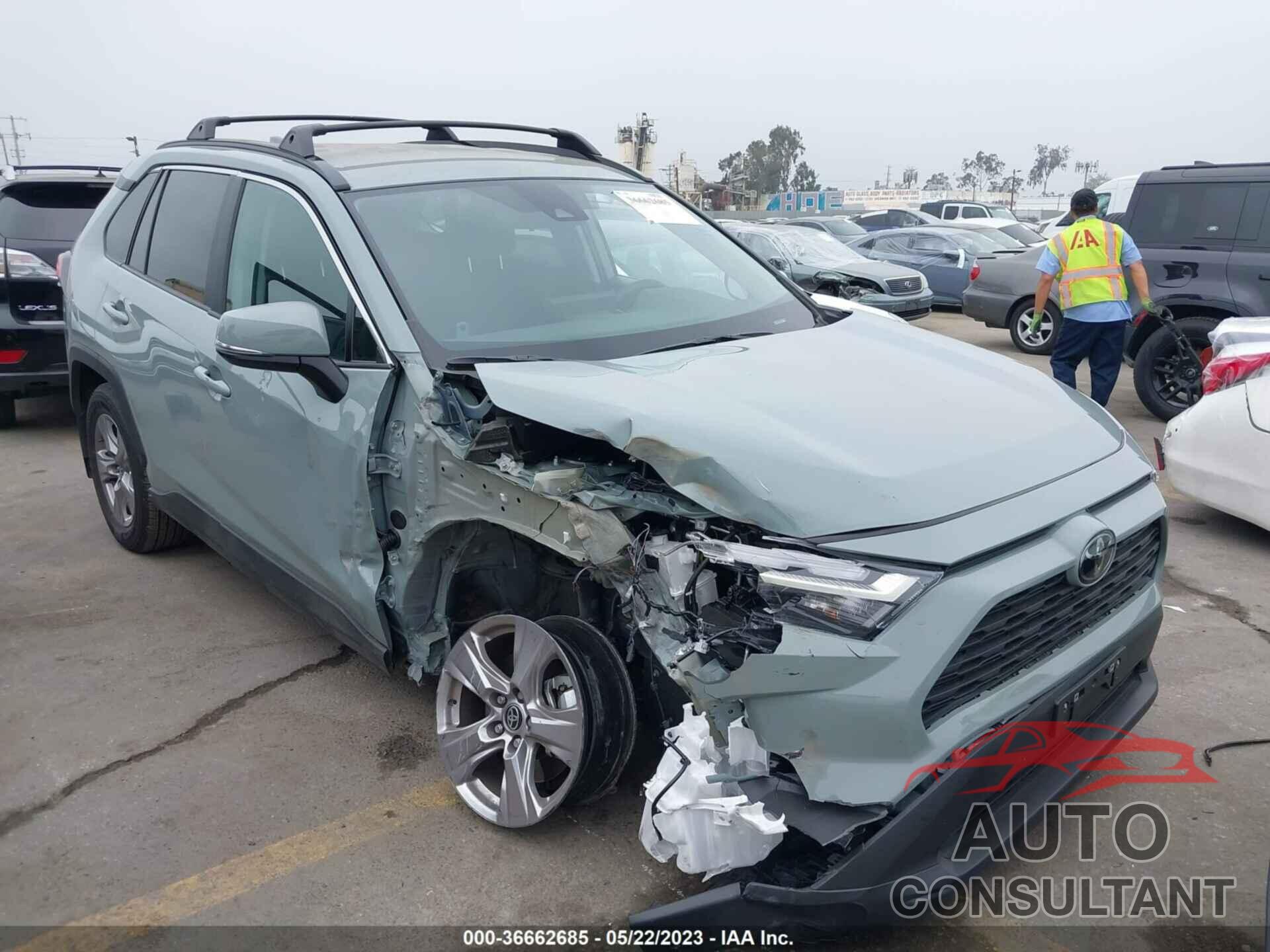 TOYOTA RAV4 2023 - 2T3W1RFV5PW249771