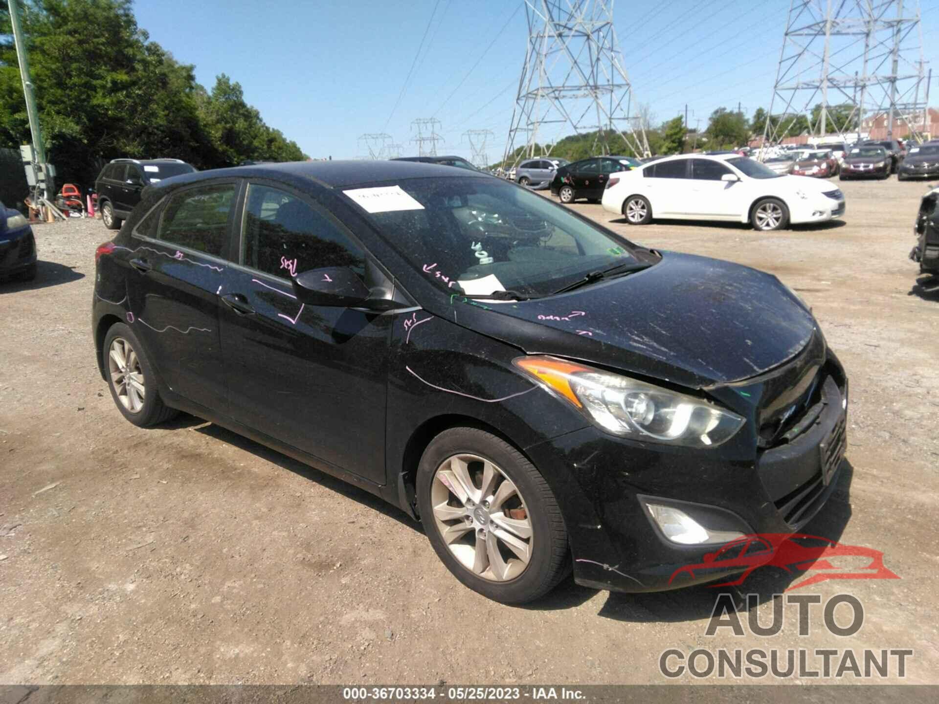 HYUNDAI ELANTRA GT 2013 - KMHD35LE7DU029521