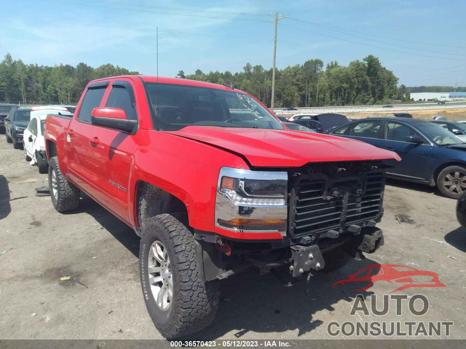 CHEVROLET SILVERADO 1500 2018 - 3GCUKREC2JG257614