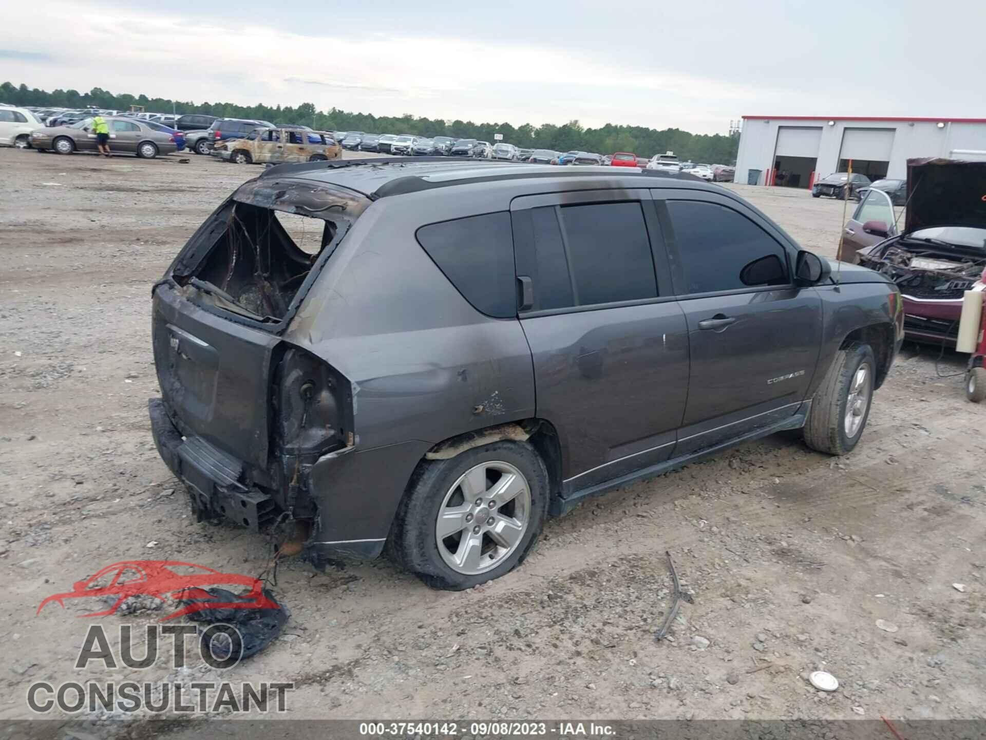 JEEP COMPASS 2015 - 1C4NJCBAXFD396918