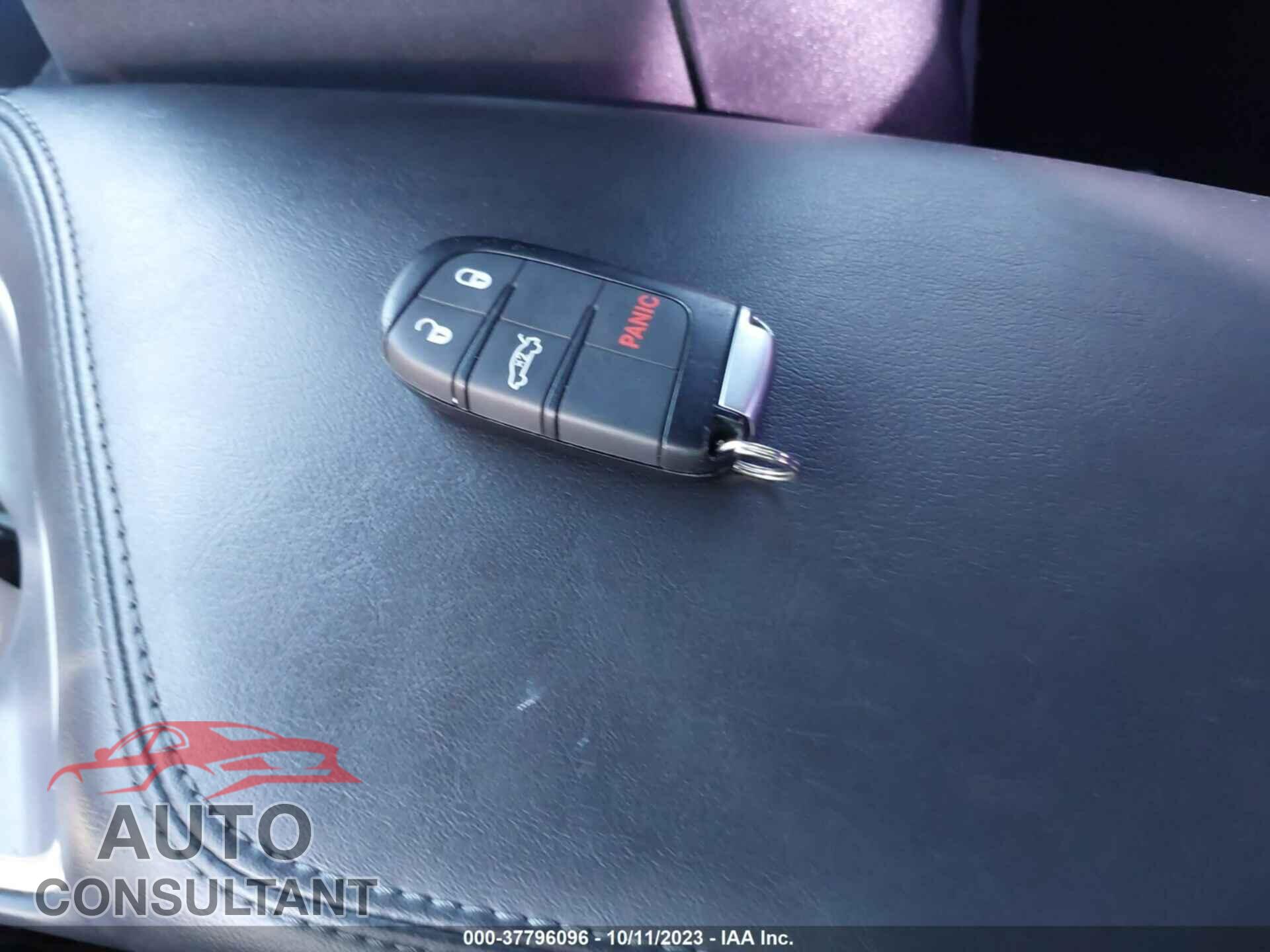 DODGE CHALLENGER 2019 - 2C3CDZAG2KH669844