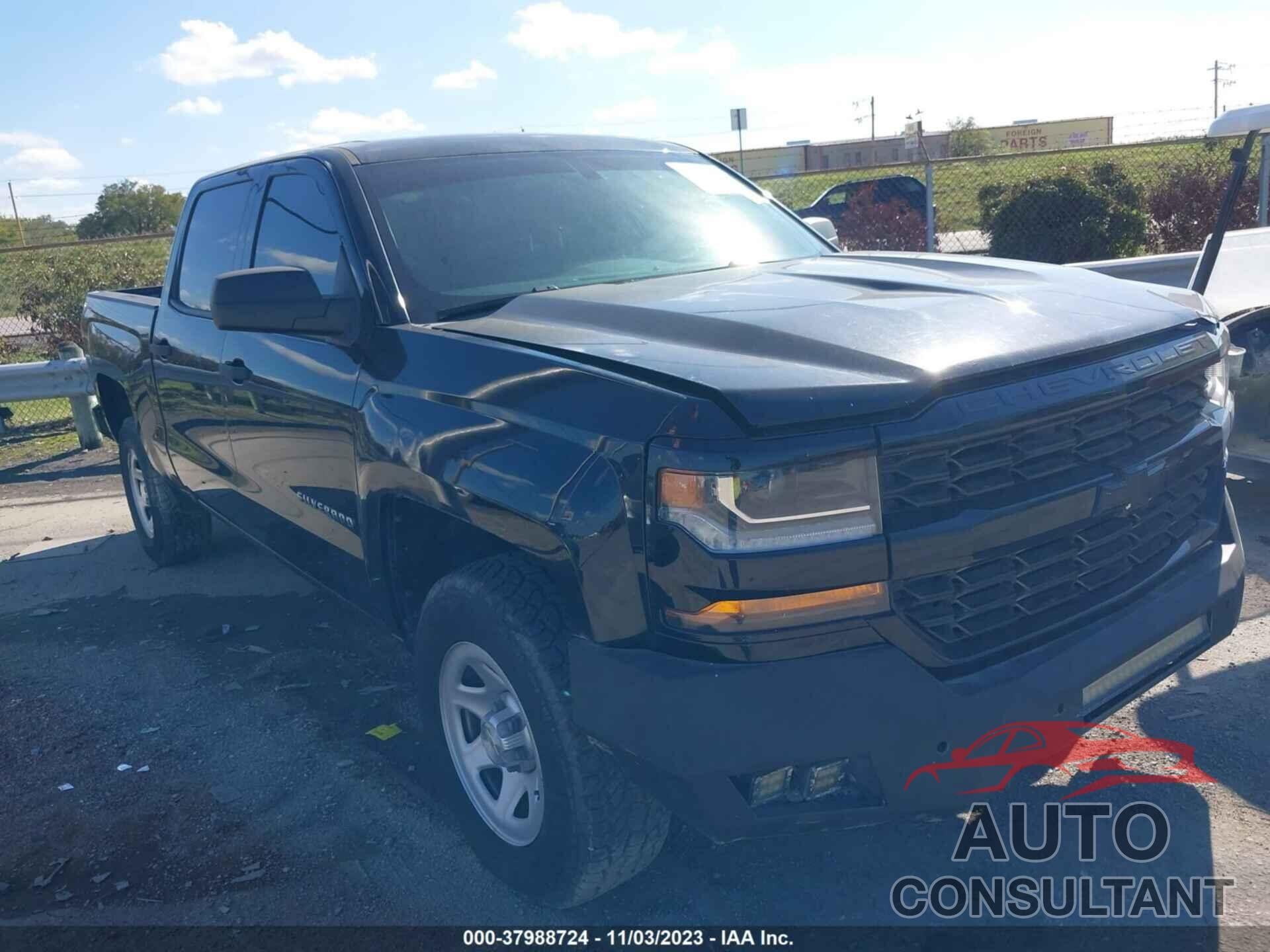 CHEVROLET SILVERADO 1500 2018 - 3GCUKNEH5JG155129