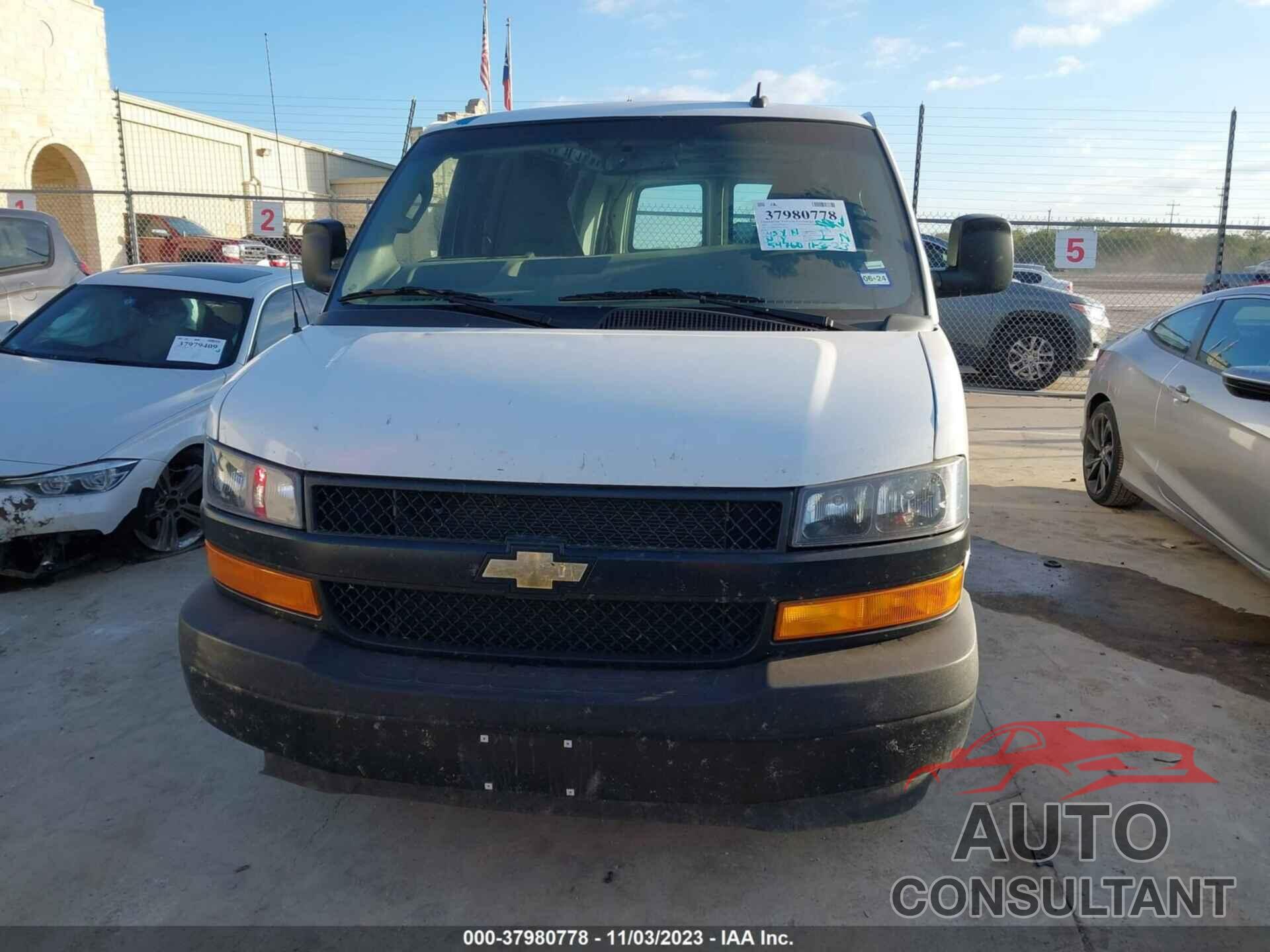 CHEVROLET EXPRESS G2500 2021 - 1GCWGBFP1M1258405