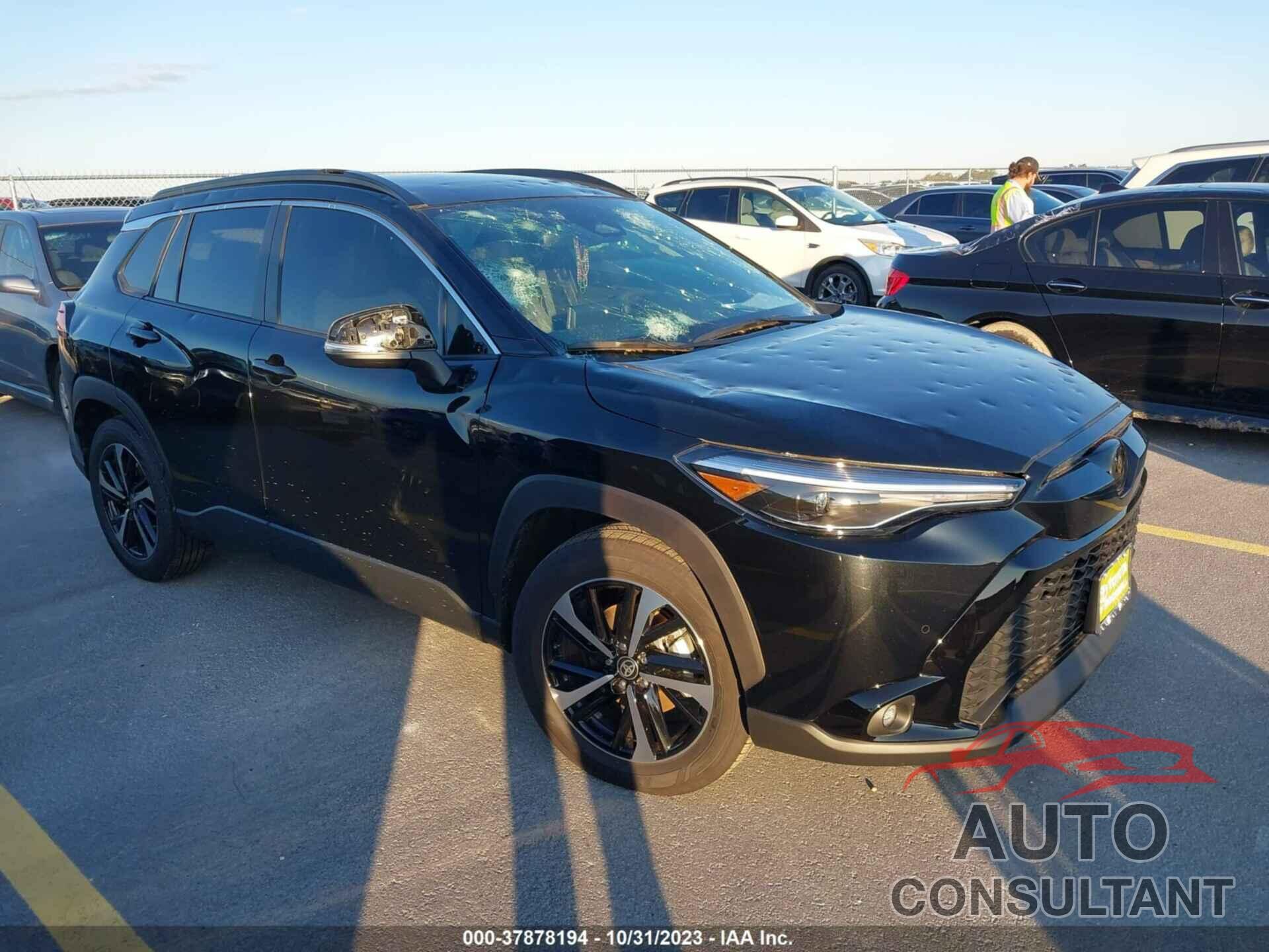 TOYOTA COROLLA CROSS 2023 - 7MUFBABG2PV002253